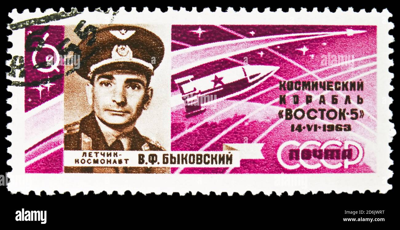 MOSCOW, RUSSIA - SEPTEMBER 15, 2020: Postage stamp printed in USSR (Russia) shows V.F. Bykovsky and 'Vostok 5', Second Group Spaceflight serie, circa Stock Photo