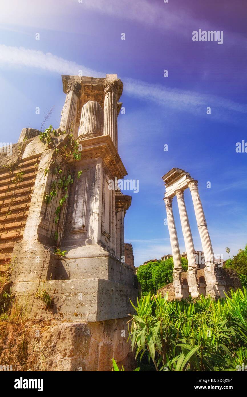 Wide angle shot temple hi-res stock photography and images - Alamy