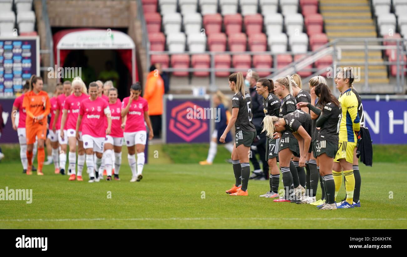 Manchester United Line Up Prior To The Fa Women S Super League Match At Victoria Road Stadium London Stock Photo Alamy