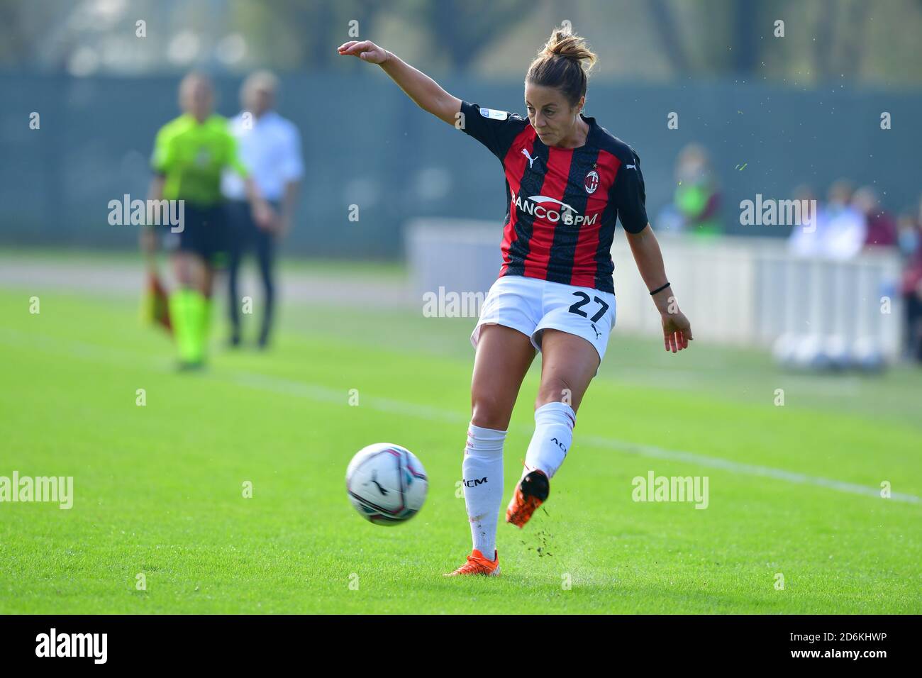 Linda Tucceri Cimini (AC Milan) hand ball during AC Milan vs ACF Fiorentina  femminile, Italian football Serie A Women match in Milan, Italy, May 09  2021 Stock Photo - Alamy