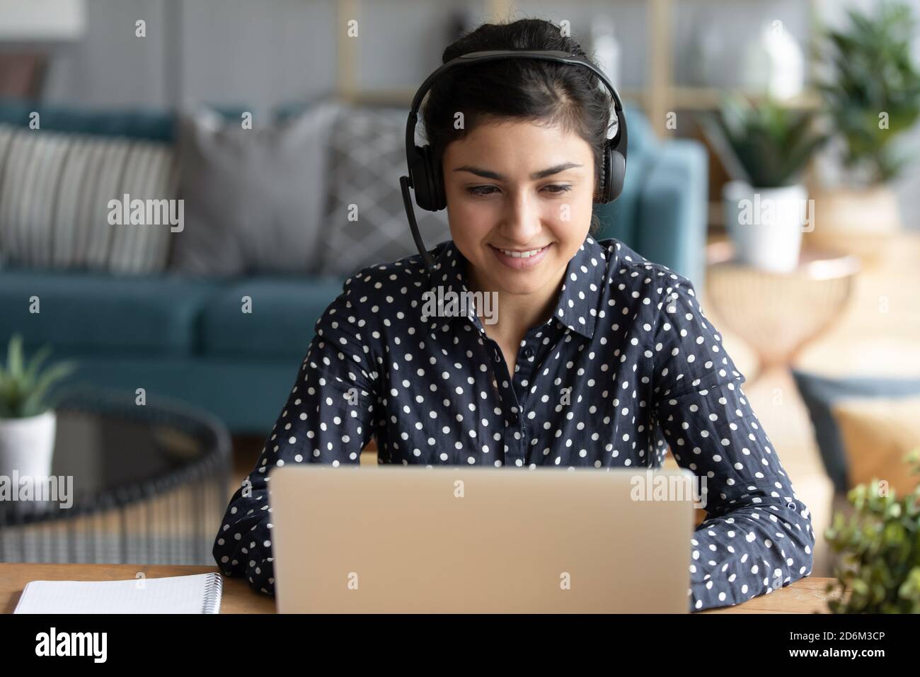 Indian assistant hi-res stock photography and images - Alamy