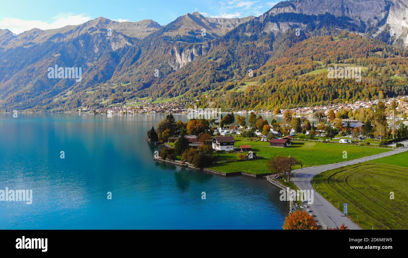 The crystal clear blue water of Lake Brienz in the Swiss Alps Stock ...