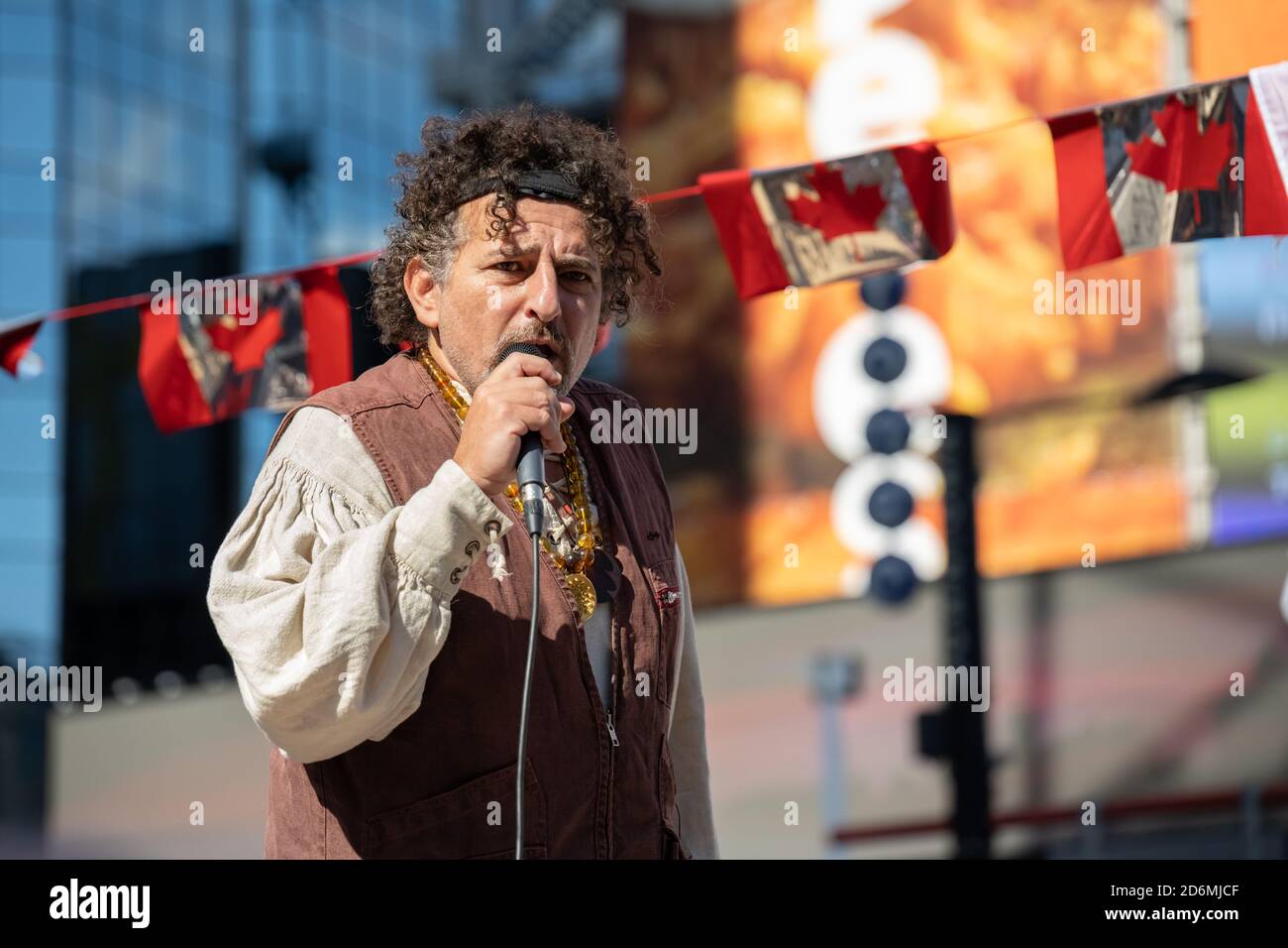 David 'Avocado' Wolfe gives an anti-vaccination speech at the 'March for Freedom' from COVID-19 restrictions in Toronto, Canada. Stock Photo