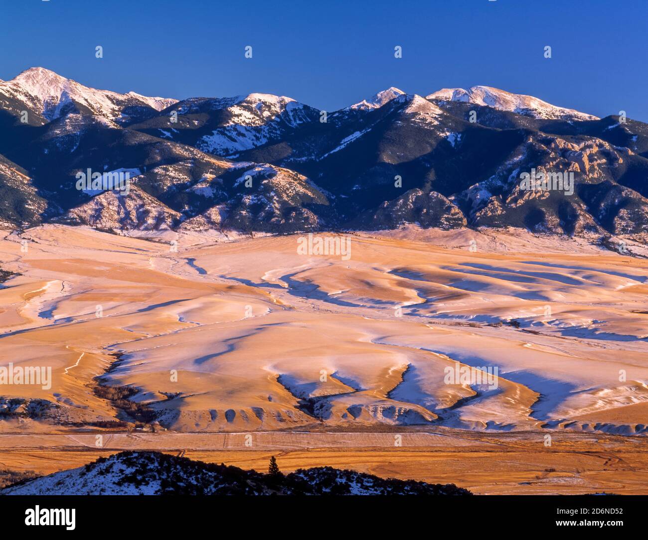 tobacco root mountains tobacco root mountains and foothills in winter near twin bridges, montana  Stock Photo