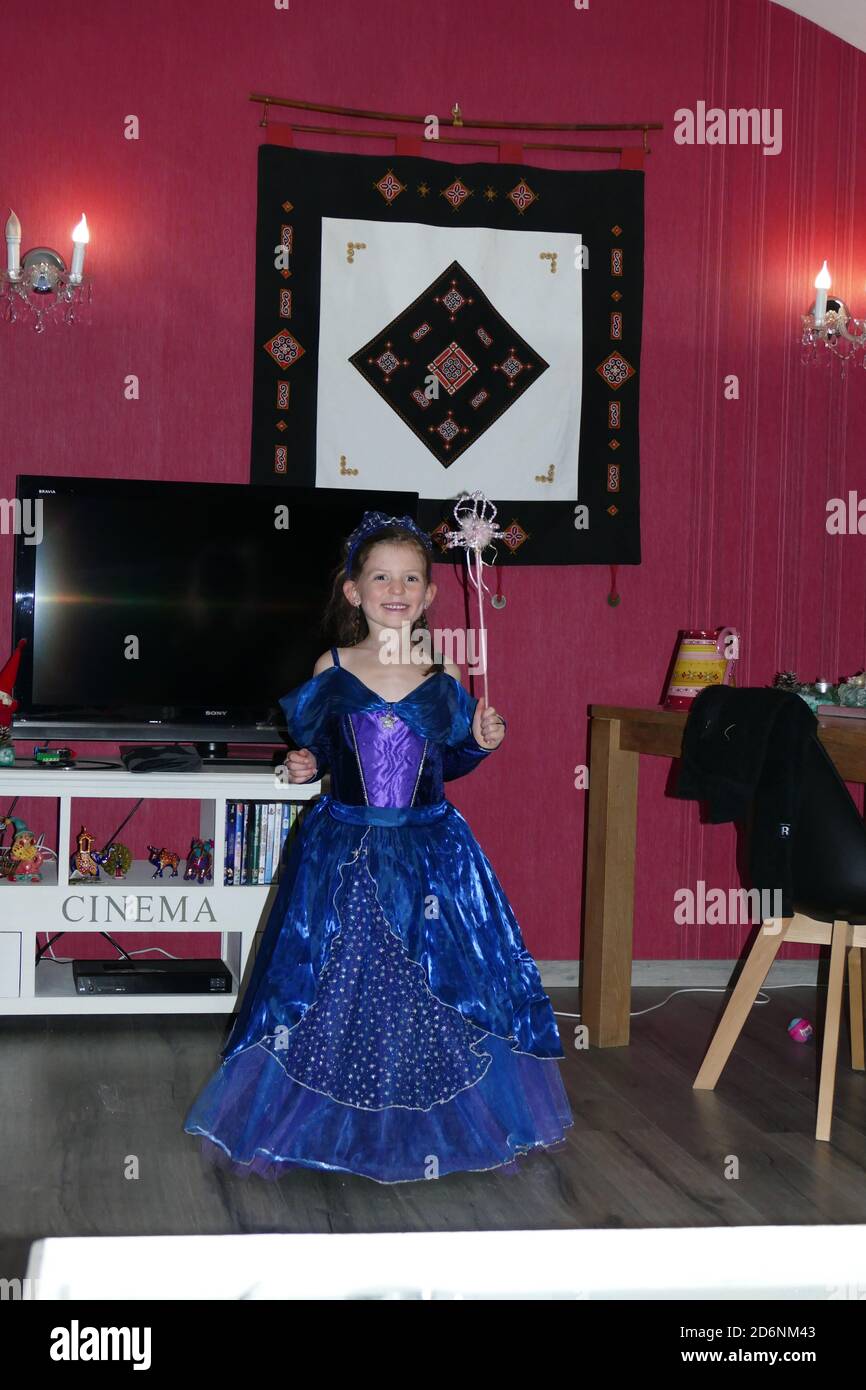 Little girl dressed as a fairy Stock Photo - Alamy