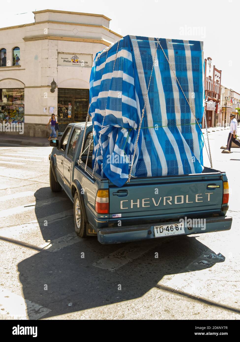 new santa cruz pickup on Overloaded Pickup Truck High Resolution Stock Photography And Images Alamy