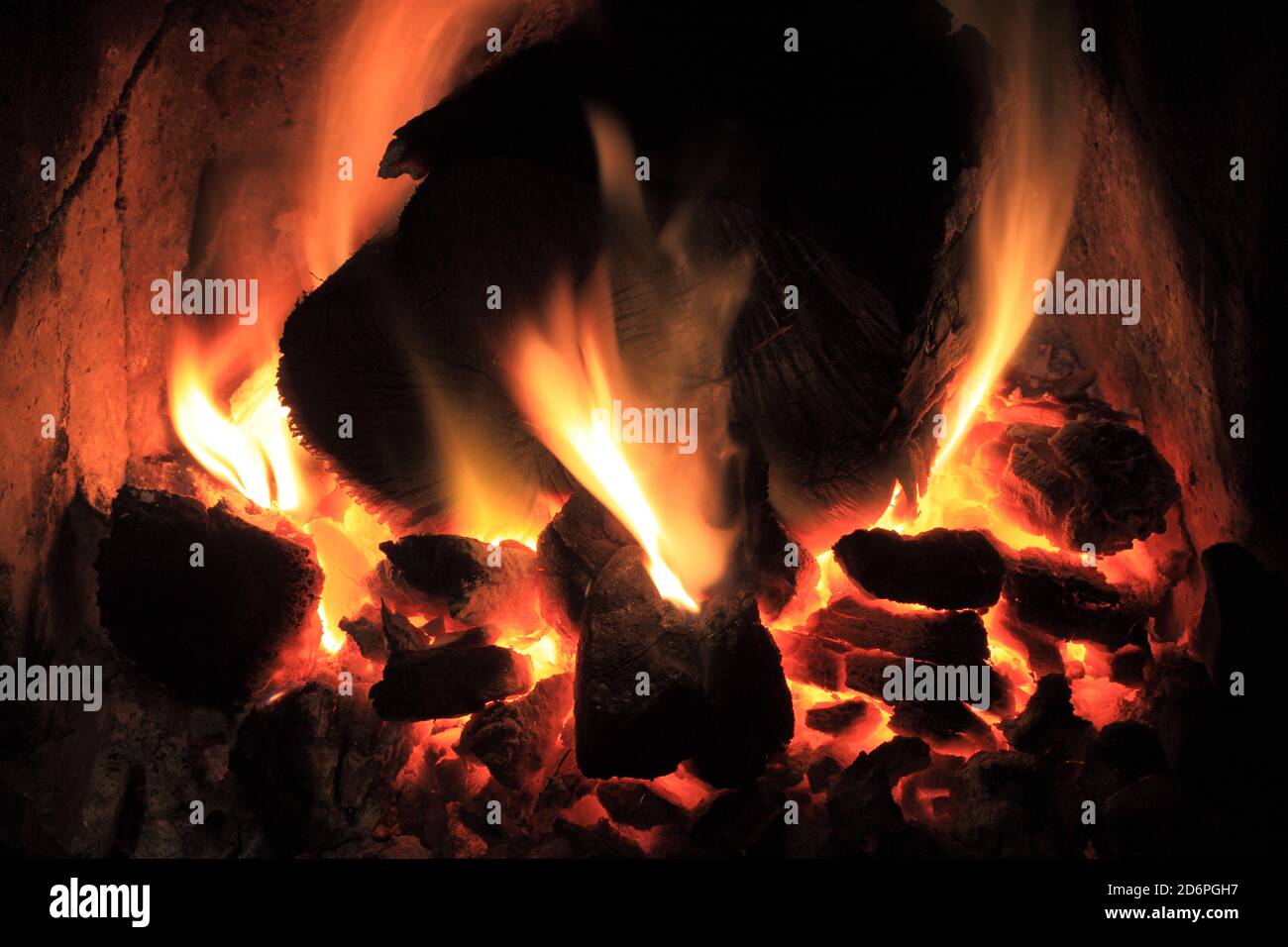 Coal and wood, log, fire, domestic, hearth, burning, heat, grate,warmth Stock Photo