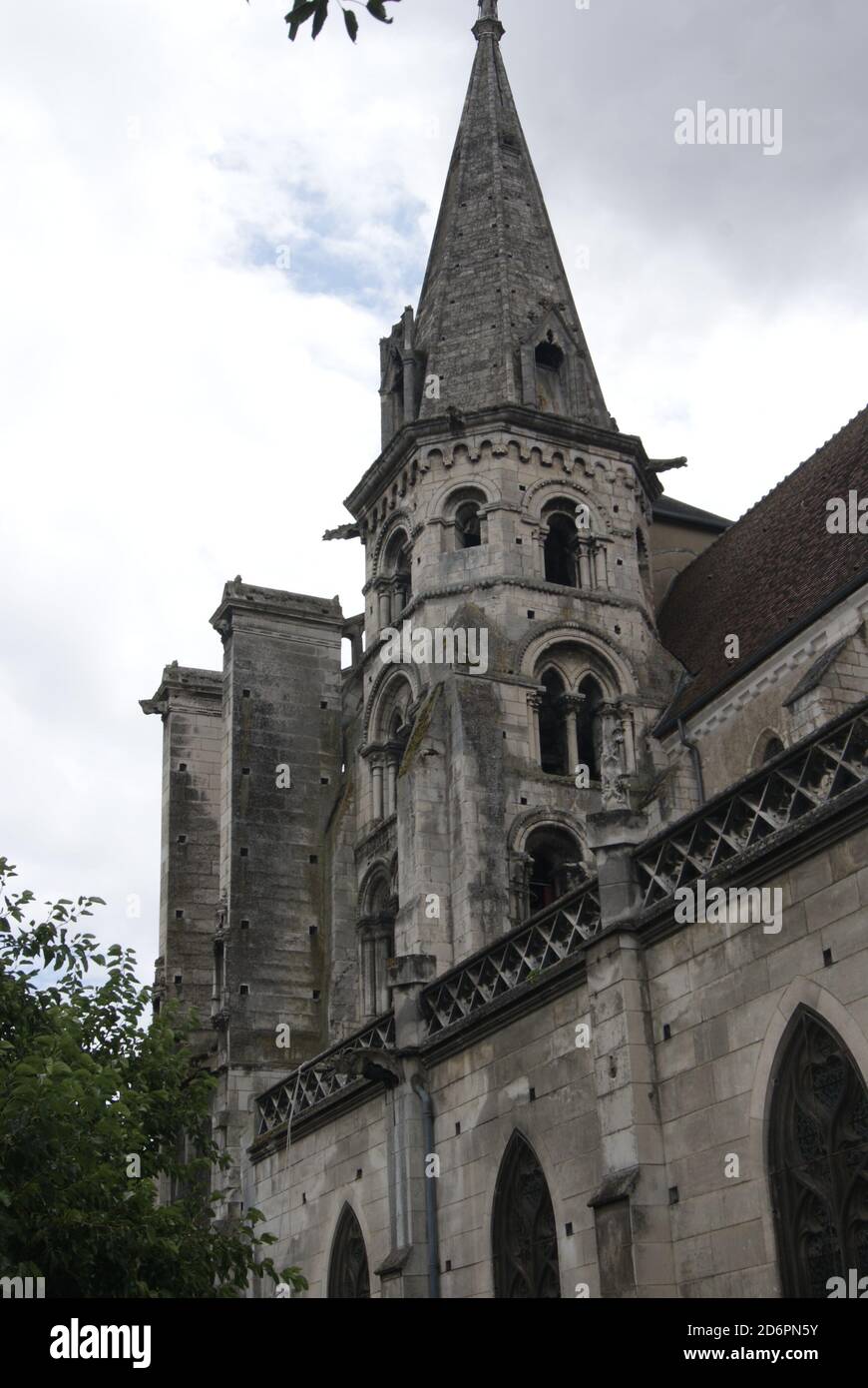 Eglise Saint Eusèbe à Auxerre, Yonne, France Stock Photo Alamy