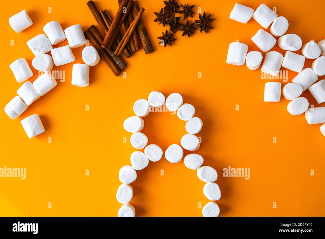 DIY white marshmallows sweet treat for kids funny marshmallow snowman. Top view. Step by step. Stock Photo