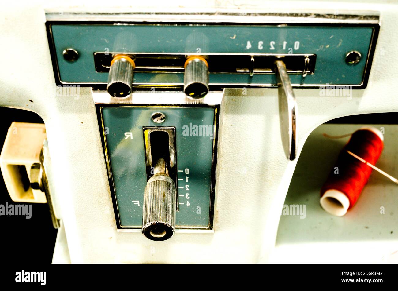 Old Vintage Sewing Machine Stock Photo - Alamy