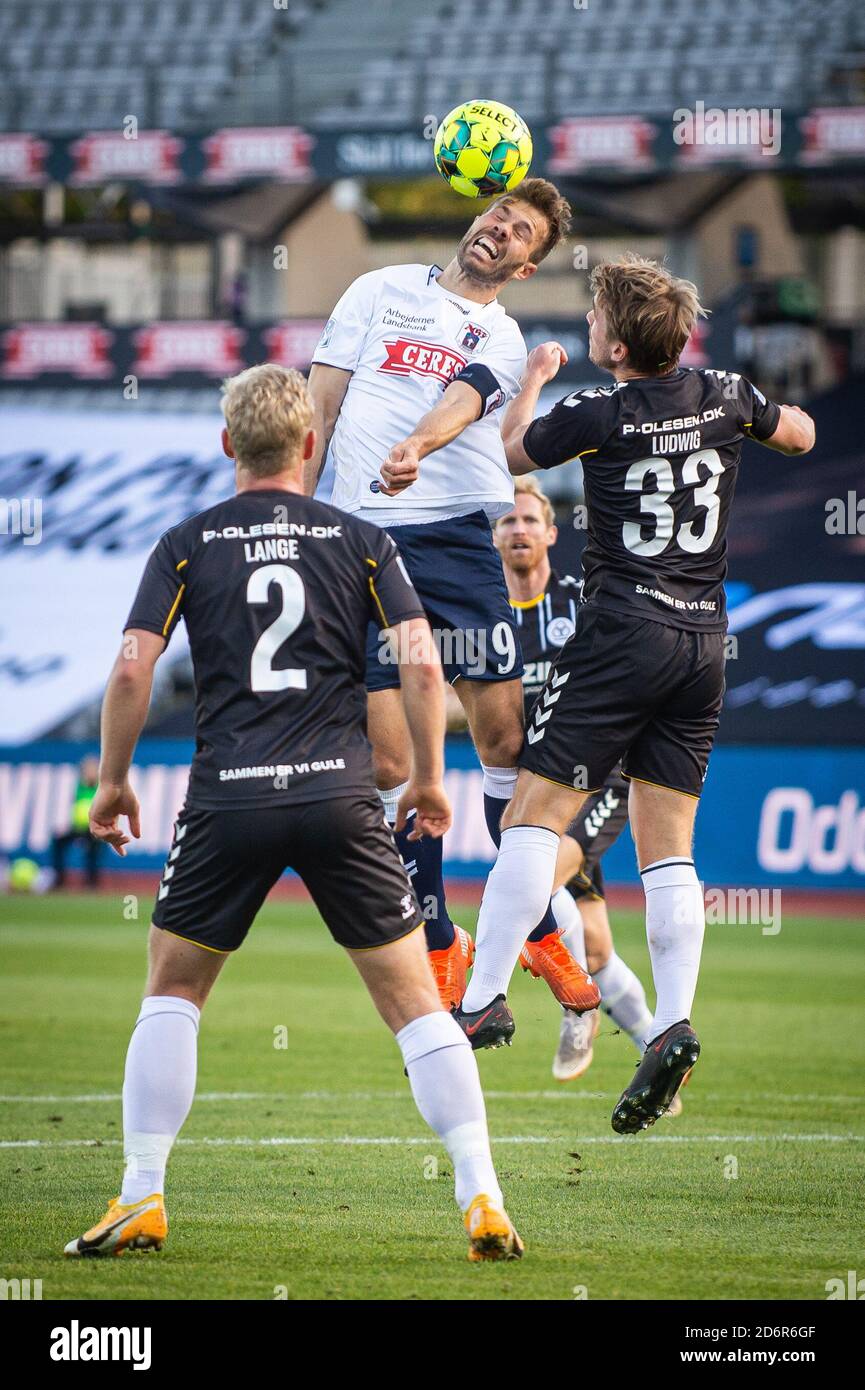 Aarhus, Denmark. 18th, October 2020. Patrick Mortensen (9) of AGF and  Alexander Ludwig (33) of AC Horsens seen during the 3F Superliga match  between Aarhus GF and AC Horsens at Ceres Park