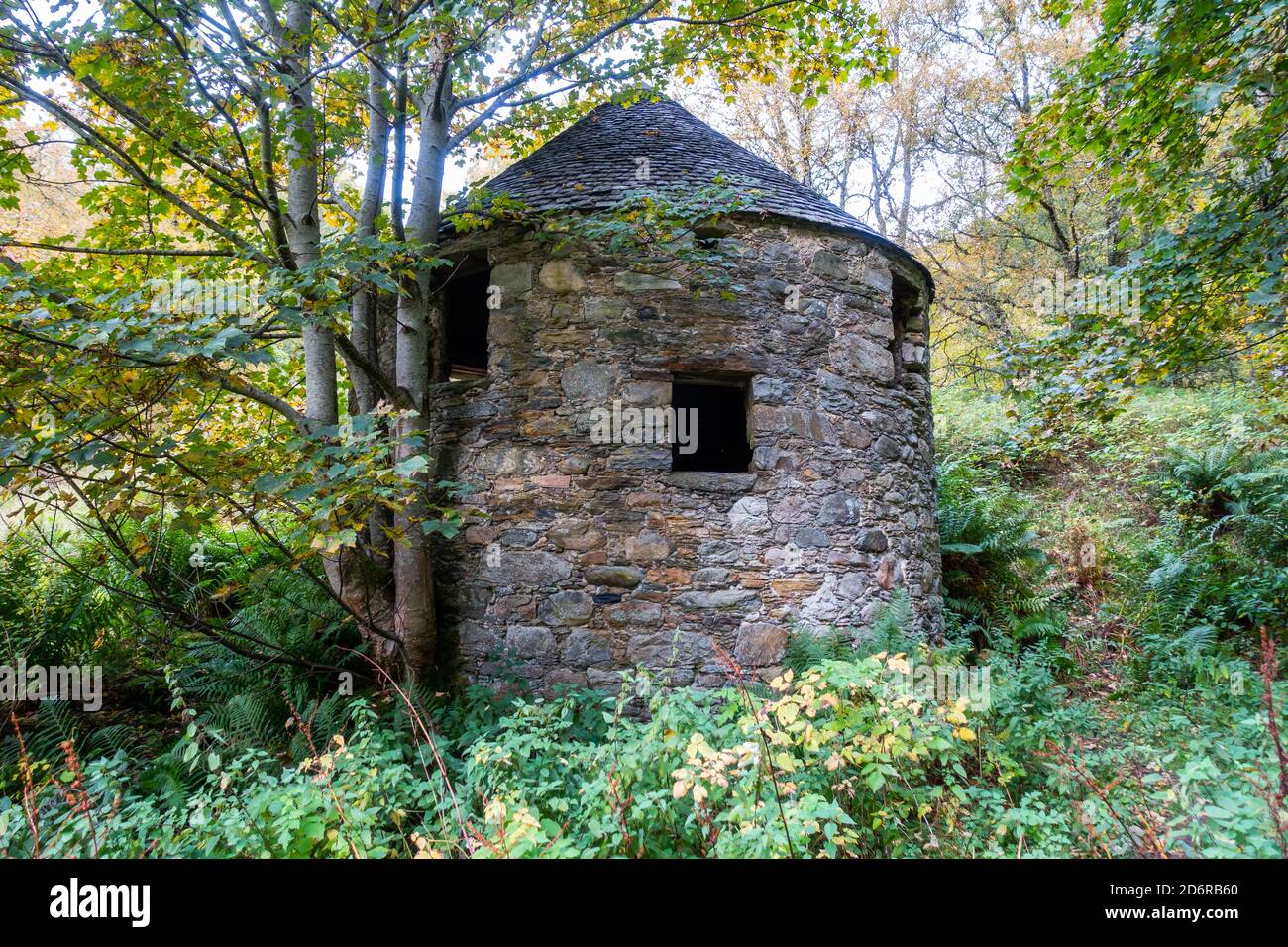 The old abandoned lint mill building in Invervar, Glen Lyon, Perthshire, Scotland Stock Photo