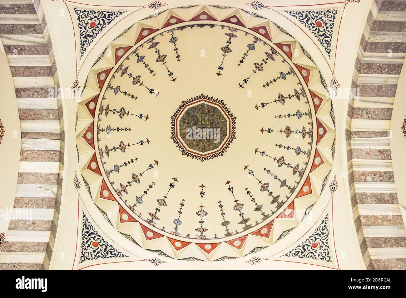 Interior ceiling at Suleymaniye mosque in Istanbul Stock Photo - Alamy