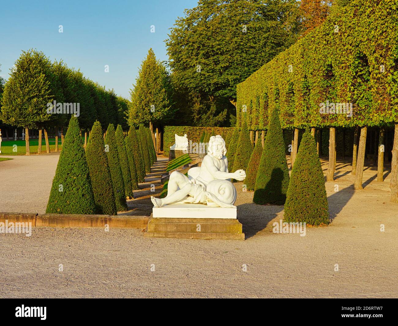 Statue im Schlossgarten Schwetzingen Stock Photo