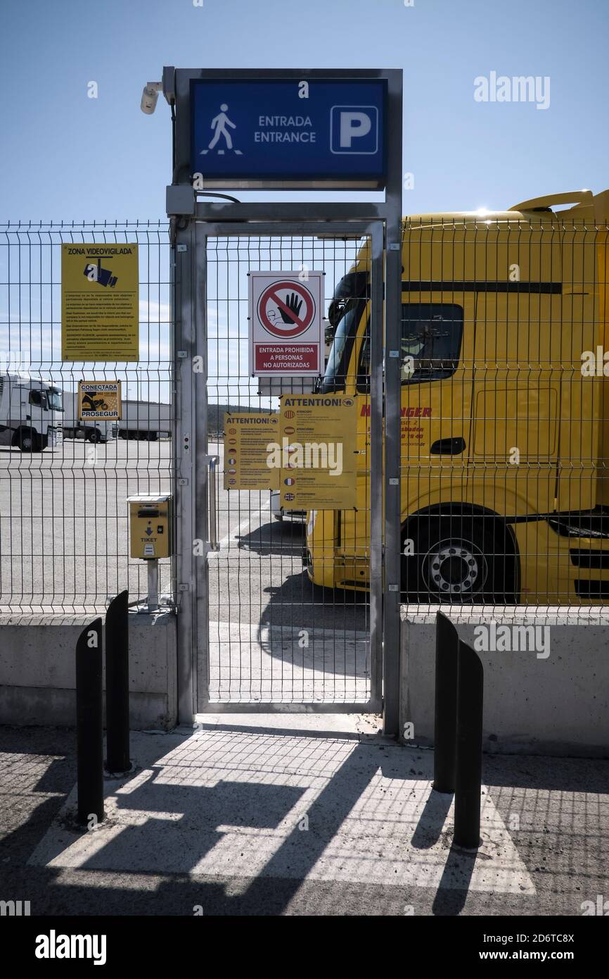 La Jonquera Spain The Village On The Border With France Along The E15 Highway An Extension Of The A9 Motorway Is Like A Gigantic Supermarket Where Stock Photo Alamy