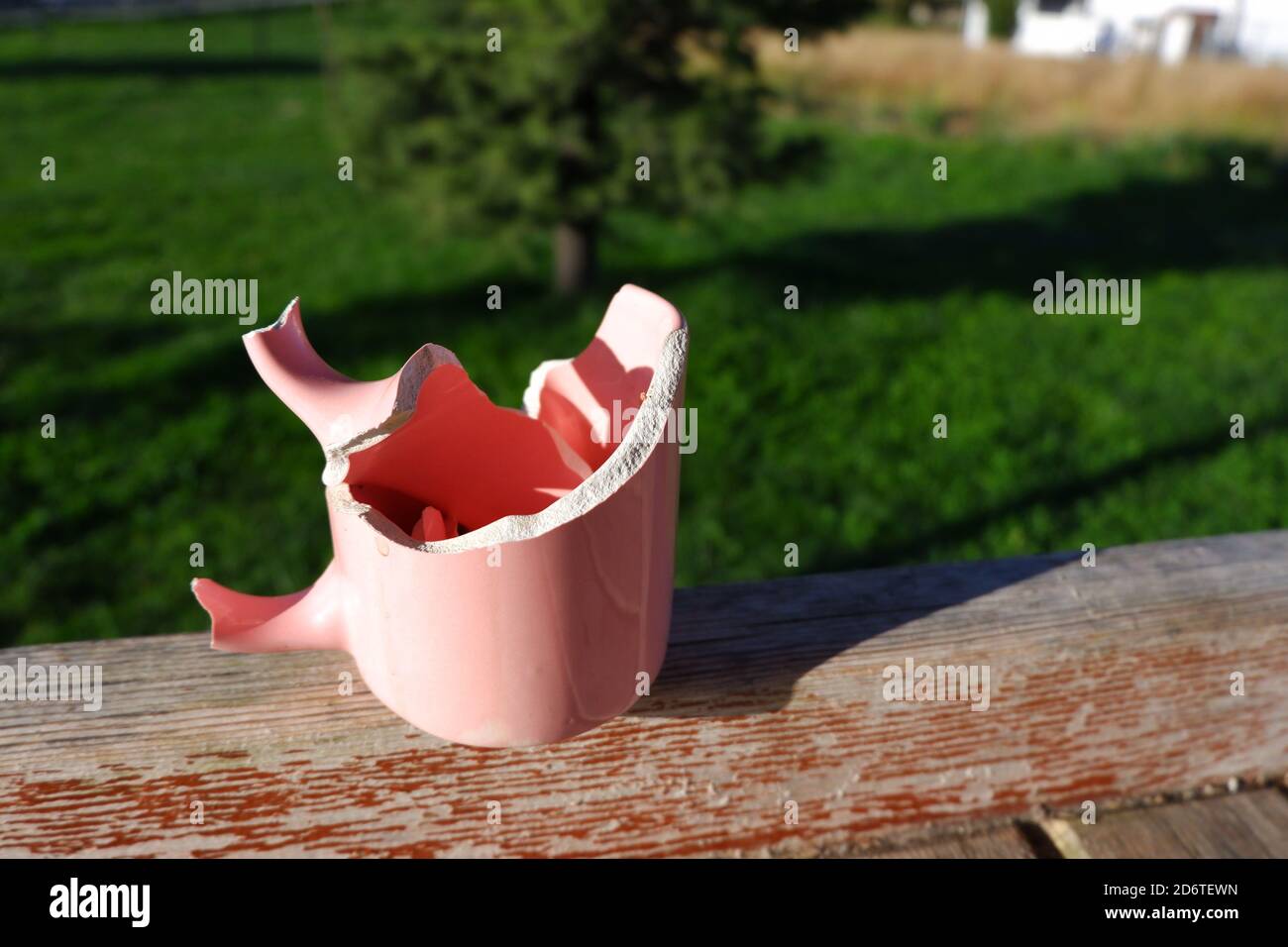 Broken coffee pot hires stock photography and images Alamy