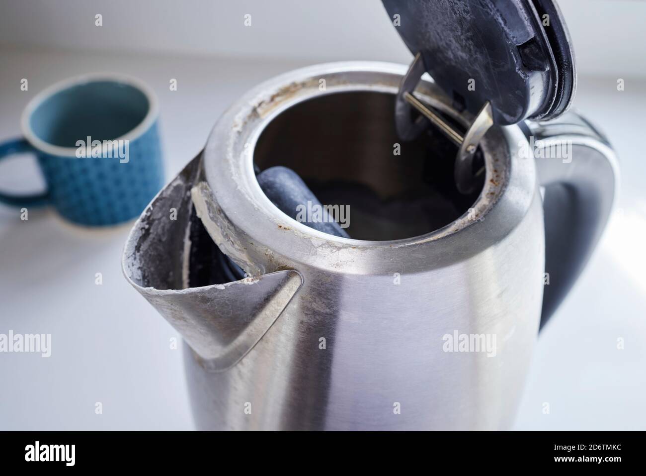Broken kettle hires stock photography and images Alamy
