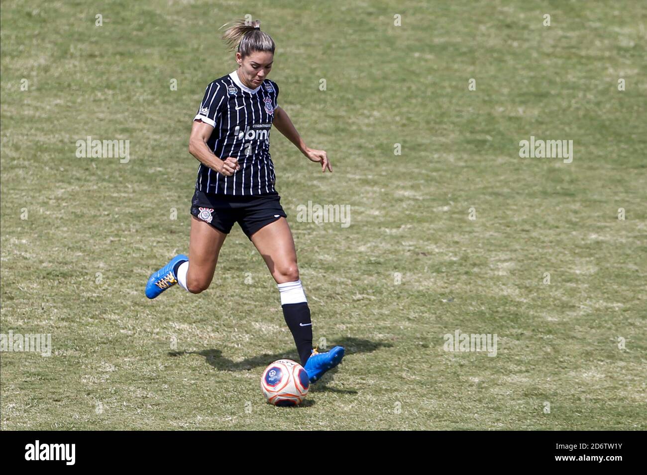 Gabi Zanotti (#10 Corinthians) during the Campeonato Paulista Feminino  football match between Sao Jose EC and Cotrinthians that took place at the  Estadio Martins Pereira. (6257) Credit: SPP Sport Press Photo. /Alamy