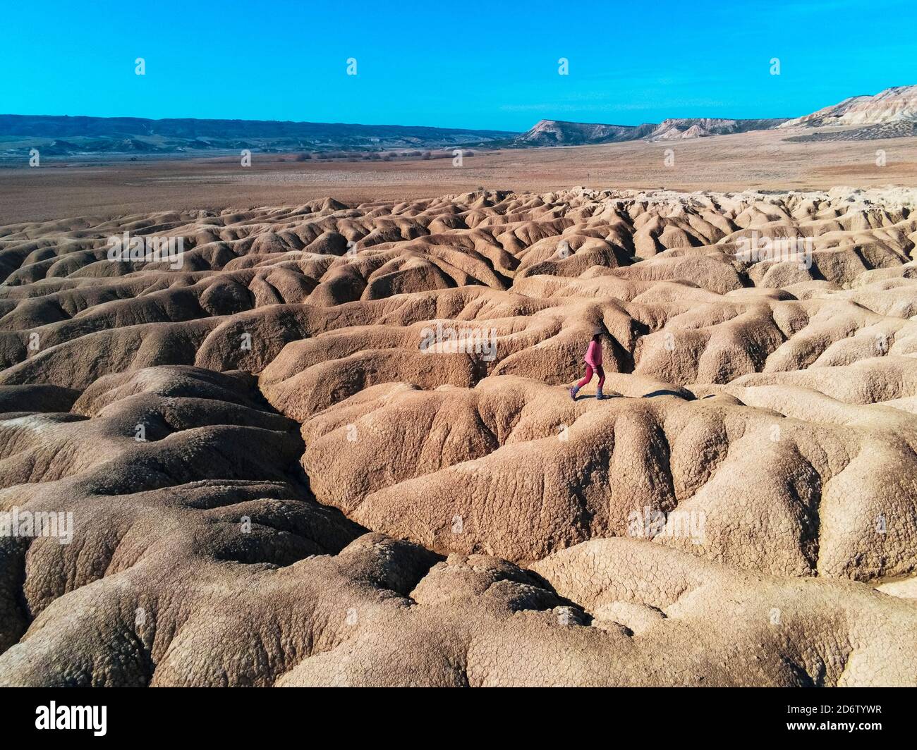 Girl standing in desert aerial hi-res stock photography and images - Alamy