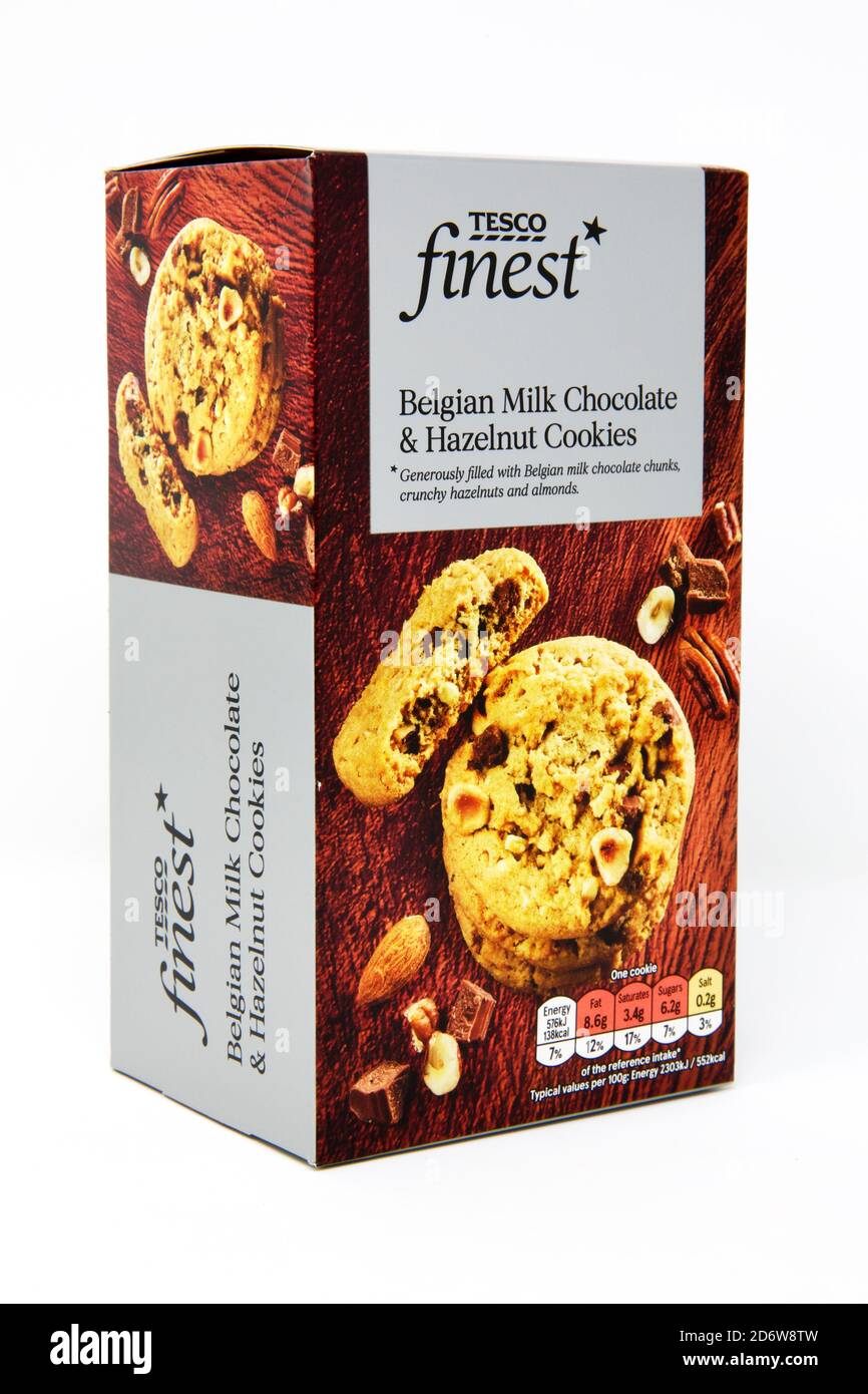 Tesco Finest Chunky Milk Chocolate & Hazelnut Cookies Stock Photo Alamy