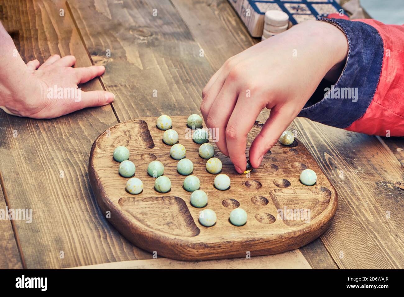 Reconstructing an early 12th century board game (chess and hnefatafl)