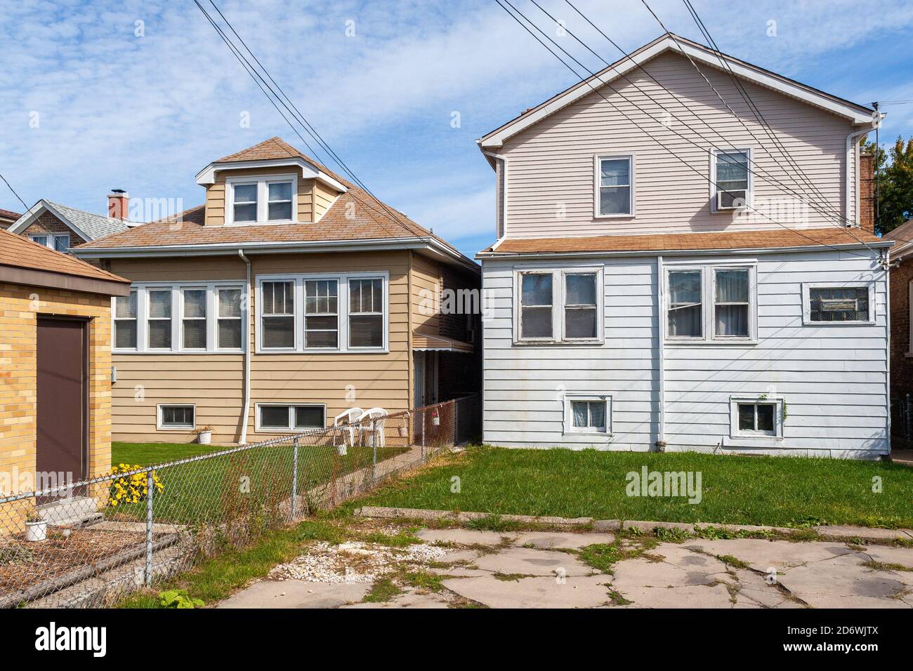 Bungalows on the Northwest side of Chicago Stock Photo Alamy