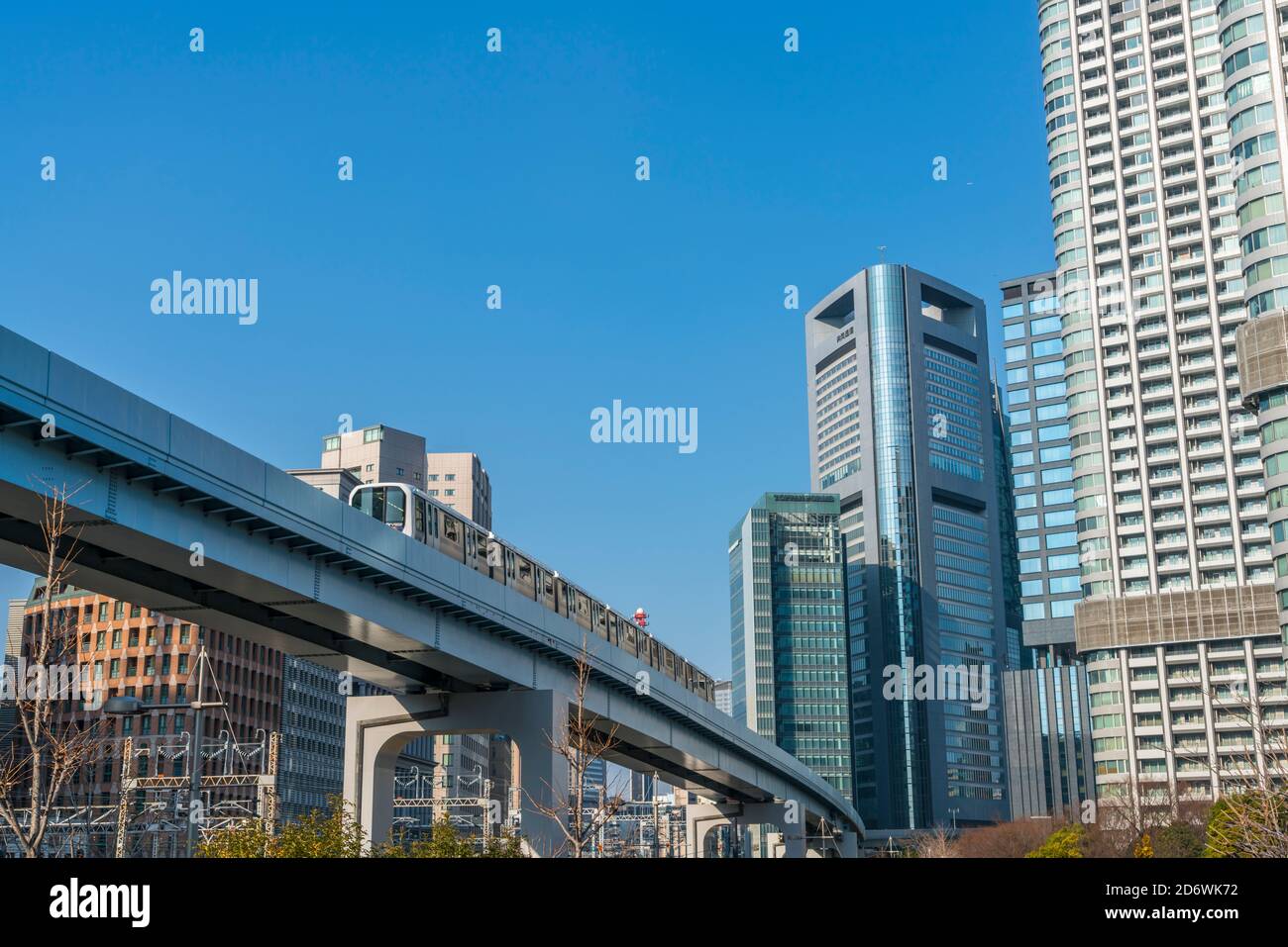 Tokyo waterfront new transit line hi-res stock photography and images ...