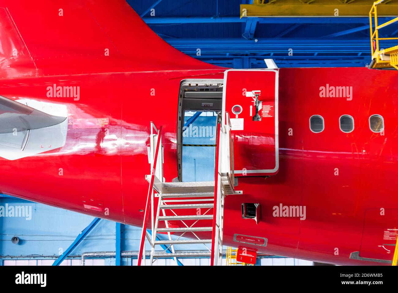 The aircraft in the hangar to check technical systems auxiliary power