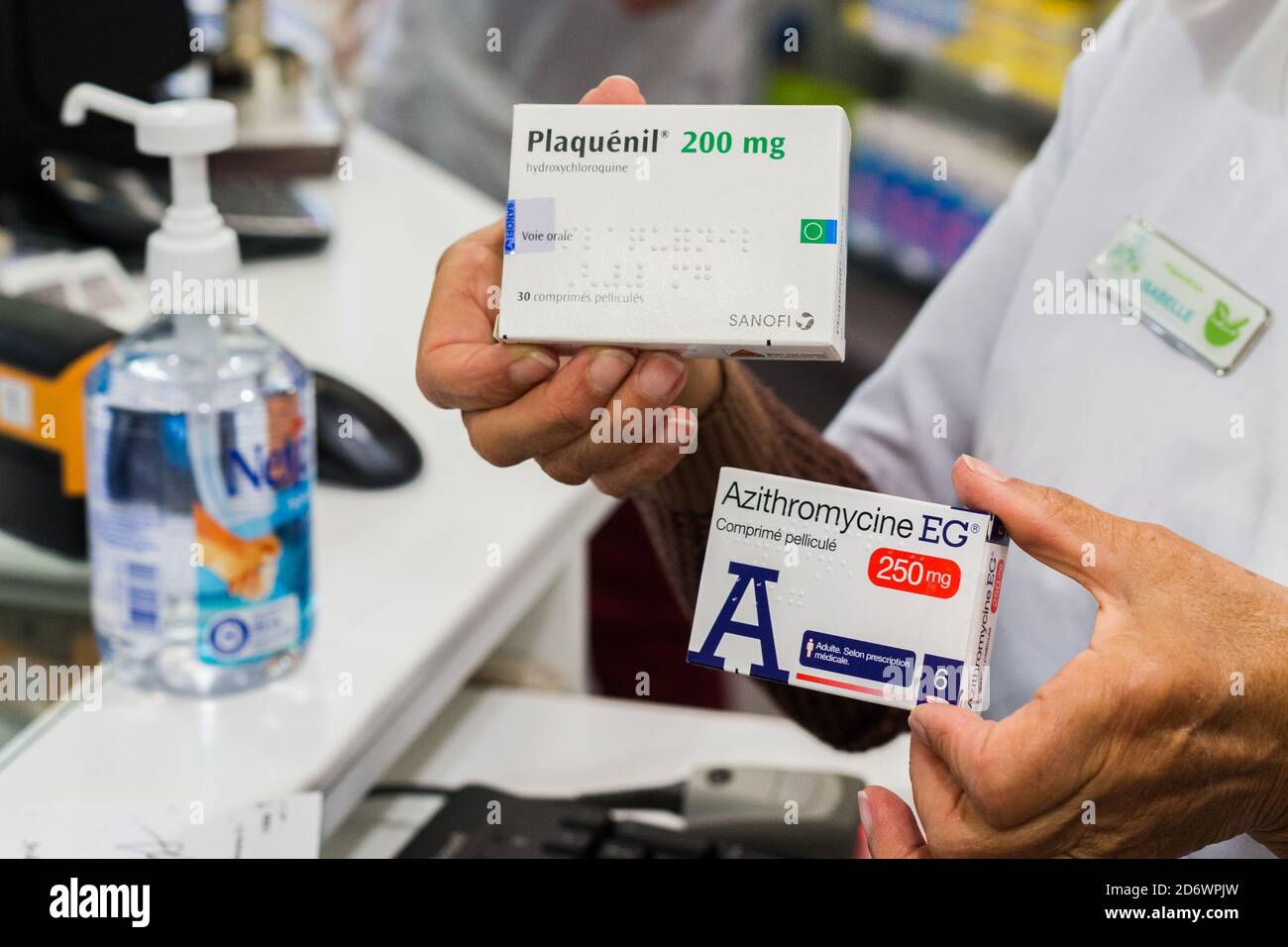 Packet of 250 mg tablets of the antibiotic drug azithromycin and Plaquenil ®, France. Stock Photo