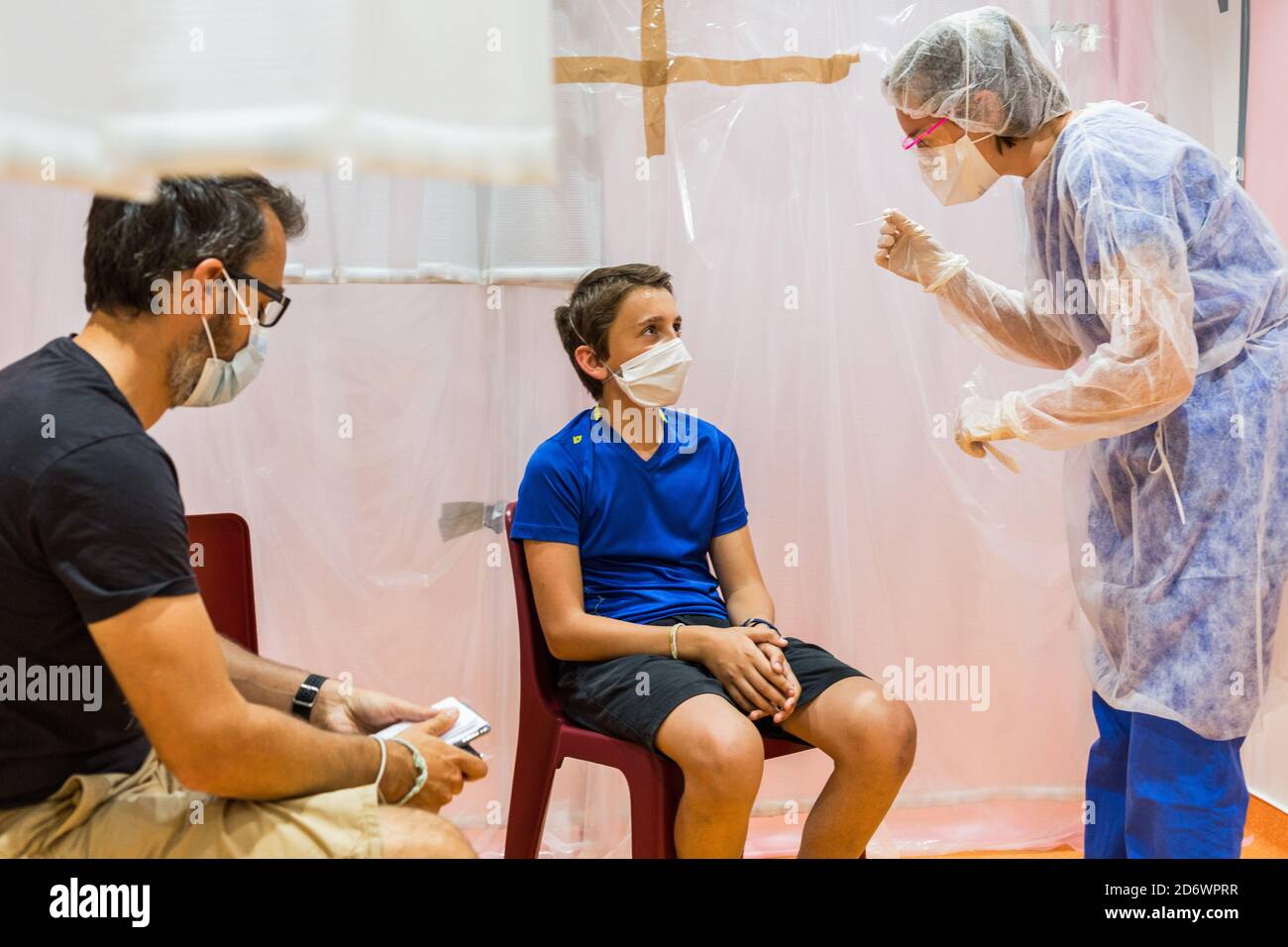 Covid 19 PCR screening test, nasal swab , Bordeaux hospital, France, May 2020. Stock Photo