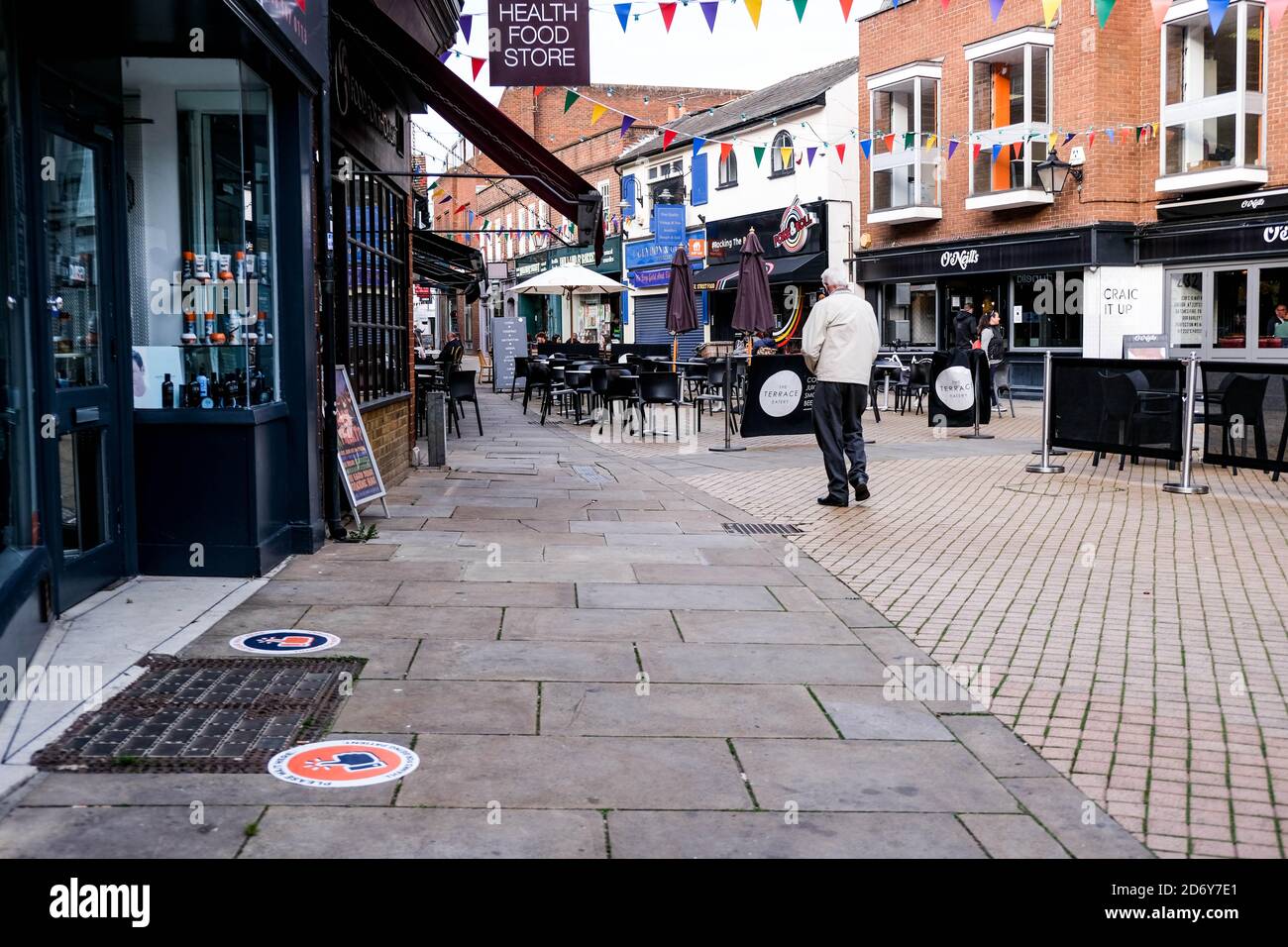 London UK October 19 2020, Empty Outside Cafe Or Restaurant Seating Areas During Covid-19 Goverment Lockdown Guidance Stock Photo