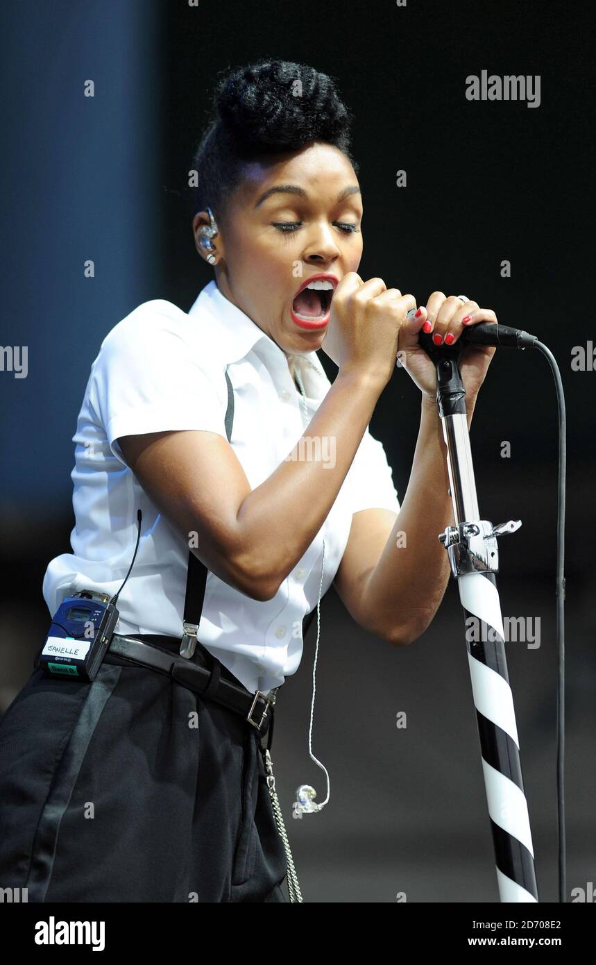 Janelle monae performing hires stock photography and images Alamy
