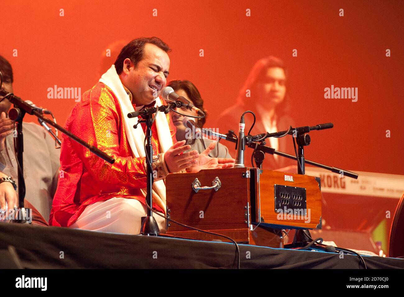 rahat fateh ali khan show