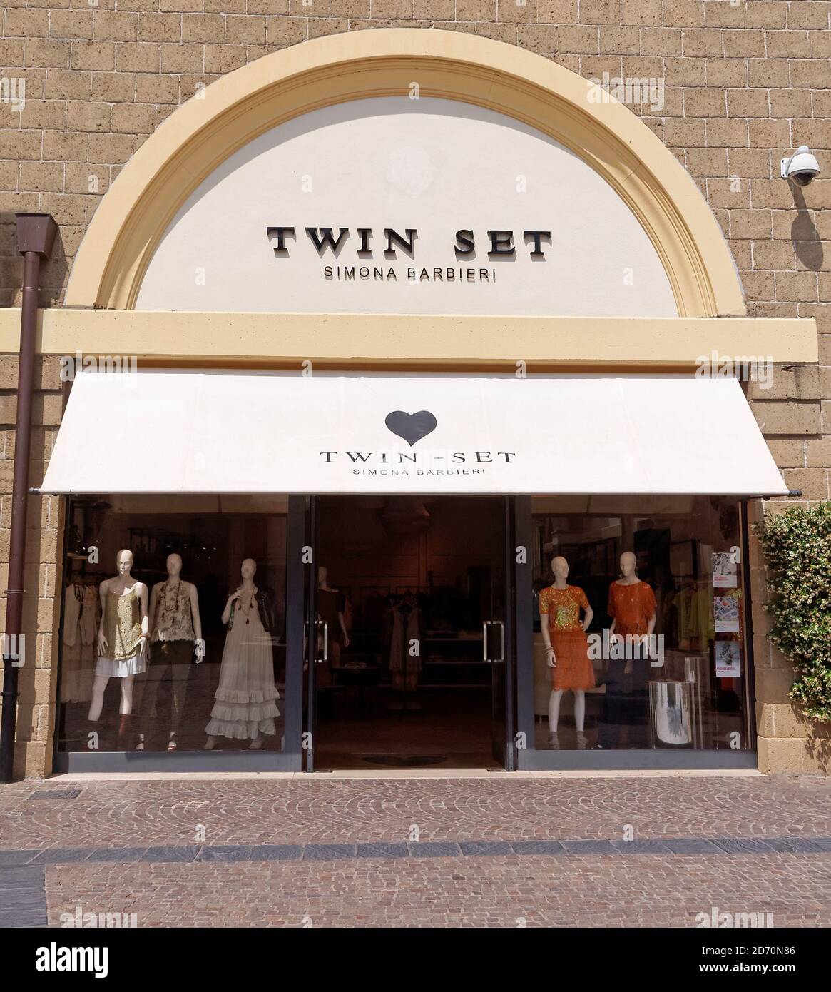 ROME, ITALY - JULY 27, 2015. Twin-Set Simona Barbieri Store in Rome, Italy.  Twin-Set Simona Barbieri is a luxury brand for woman fashion Stock Photo -  Alamy