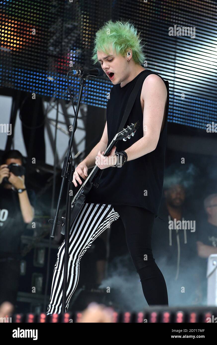 Michael Clifford Hi Res Stock Photography And Images Alamy