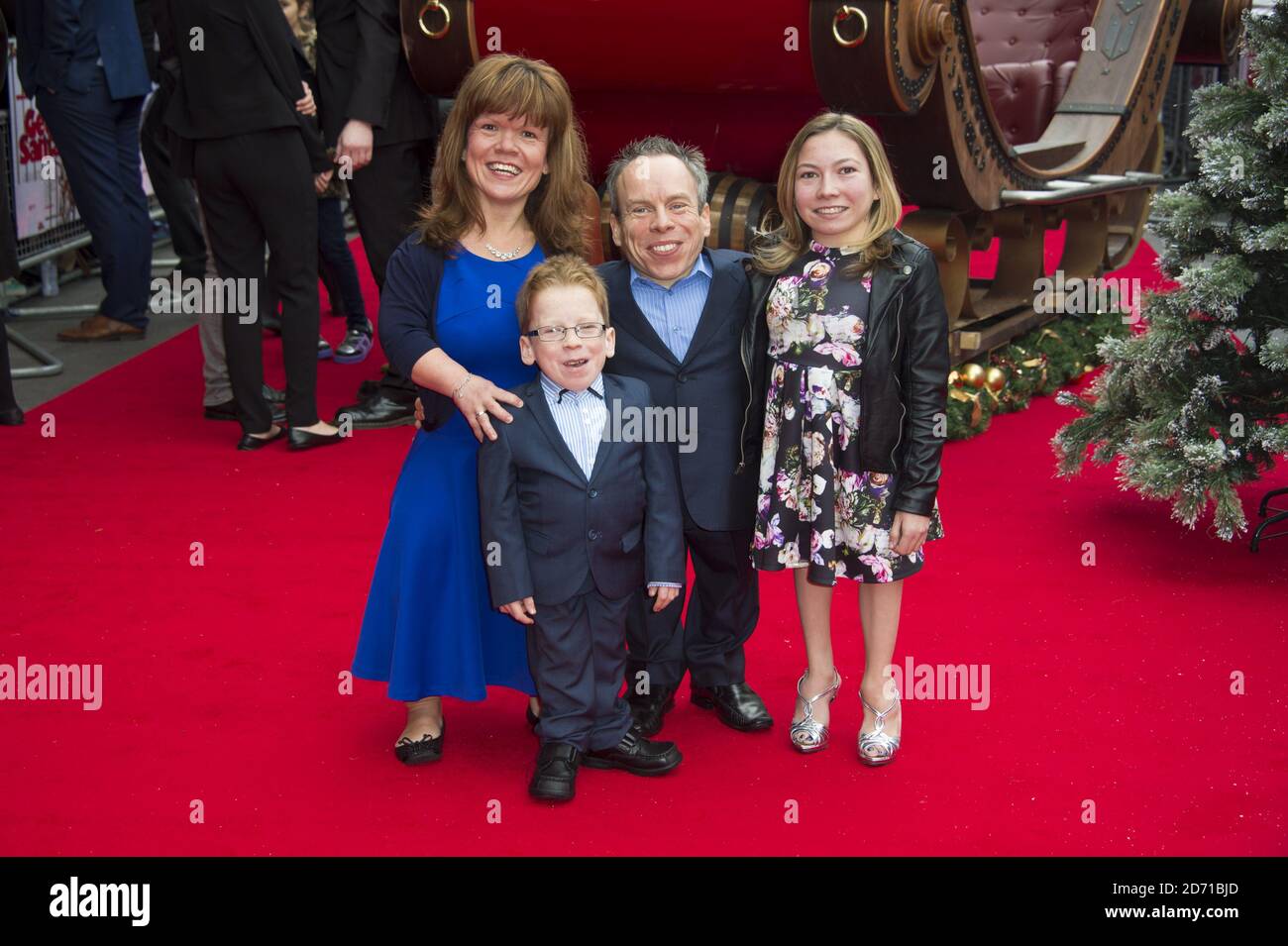 Warwick davis family hi-res stock photography and images - Alamy
