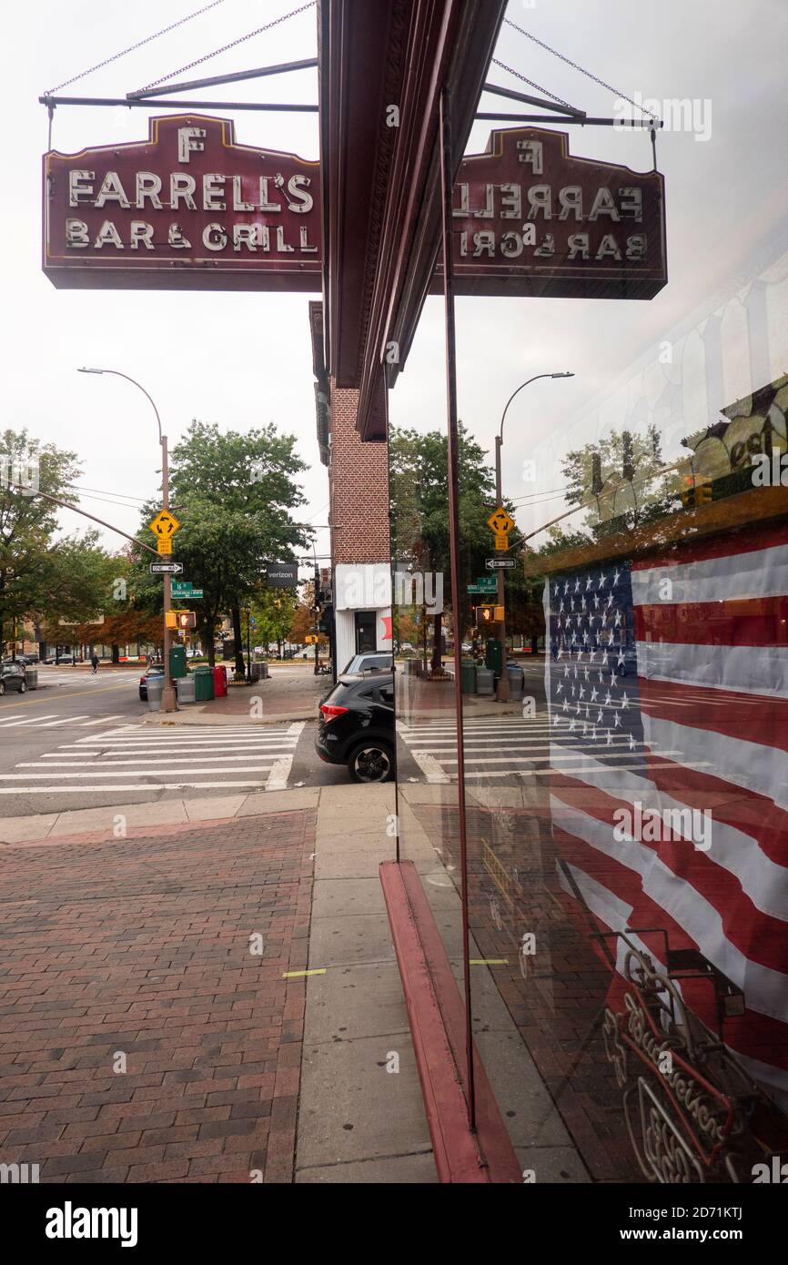 Farrell's bar in Windsor Terrace Brooklyn NYC Stock Photo Alamy