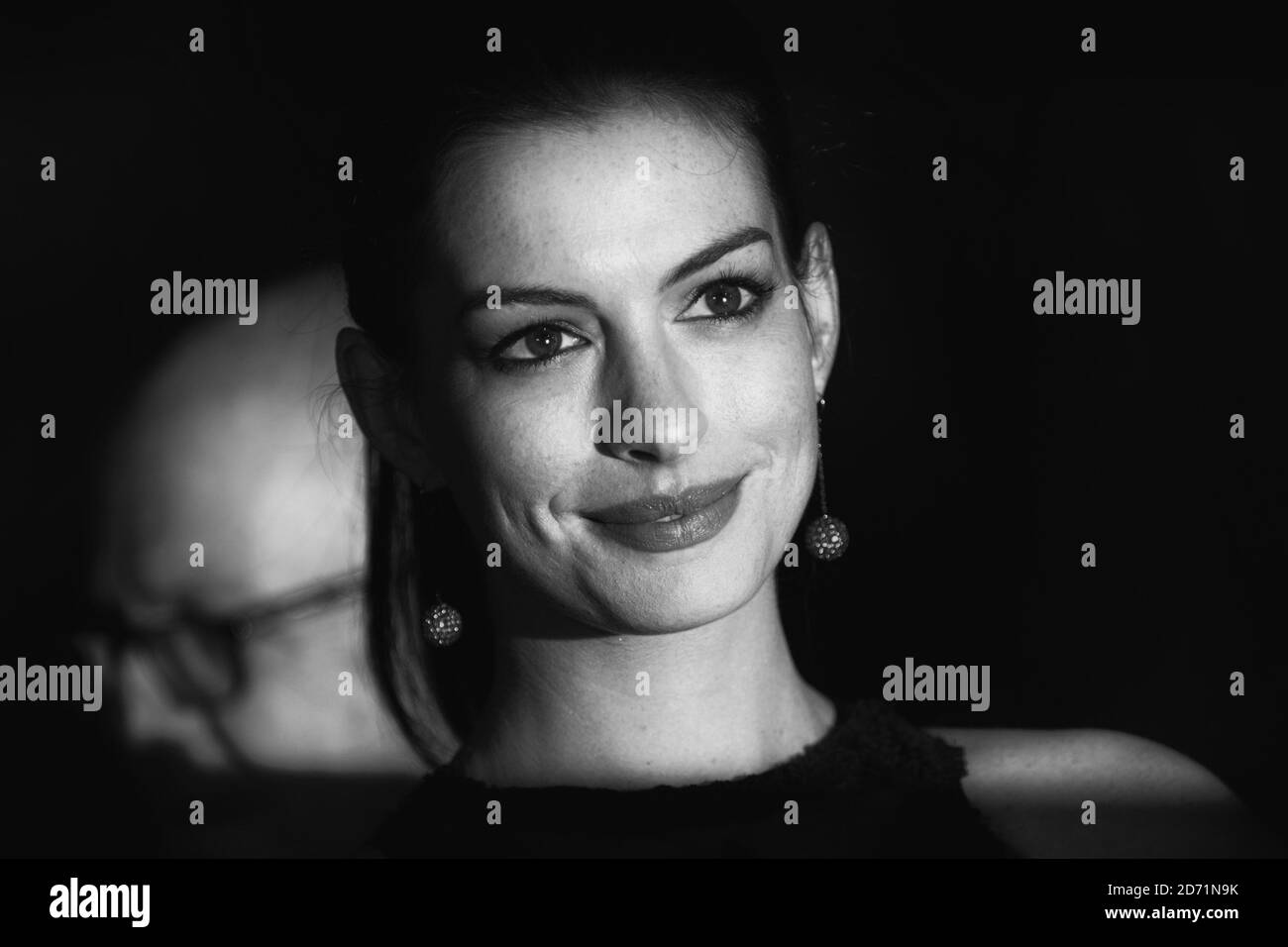 Anne hathaway Black and White Stock Photos & Images Alamy
