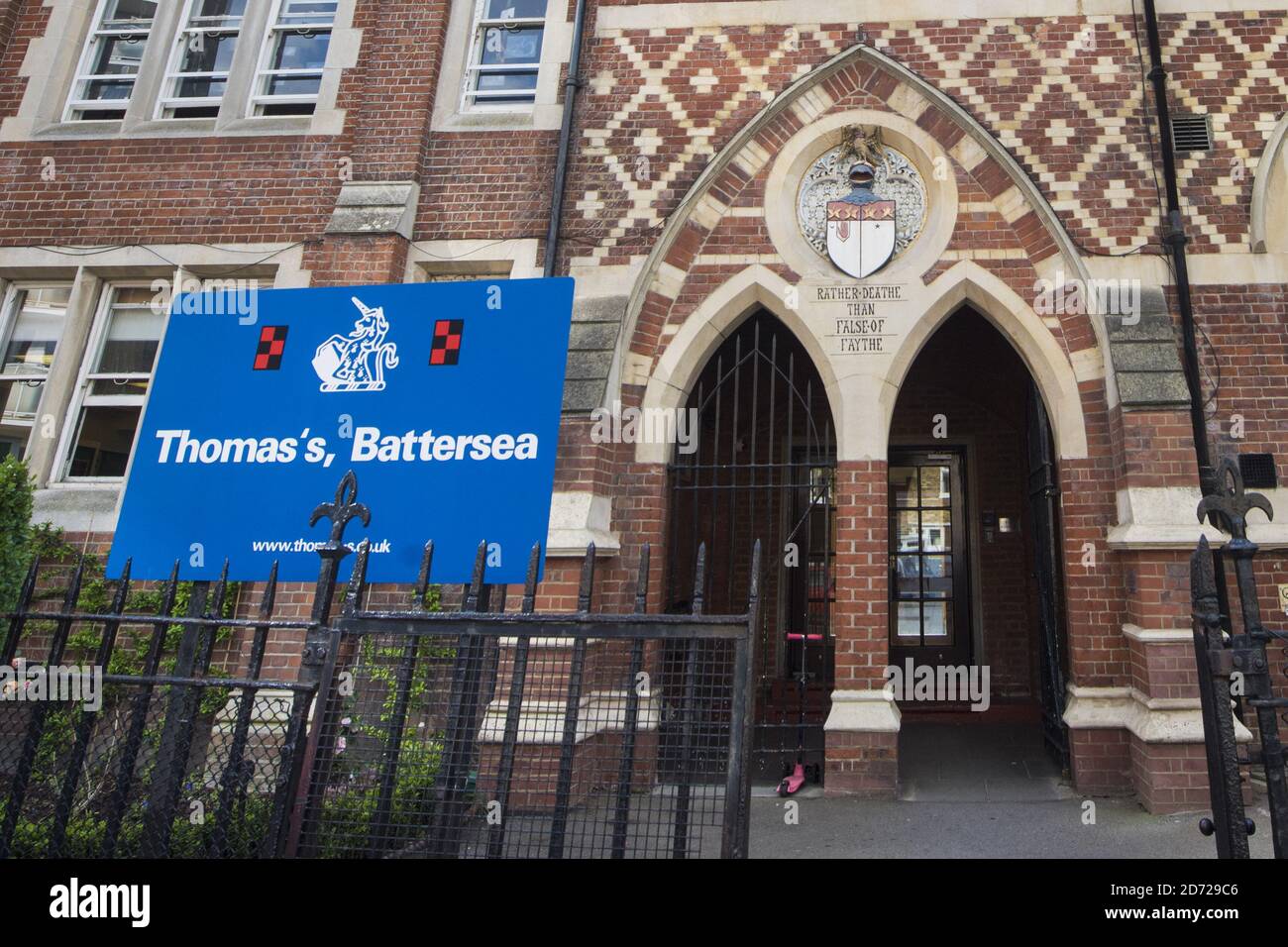 Thomas's london school hi-res stock photography and images - Alamy