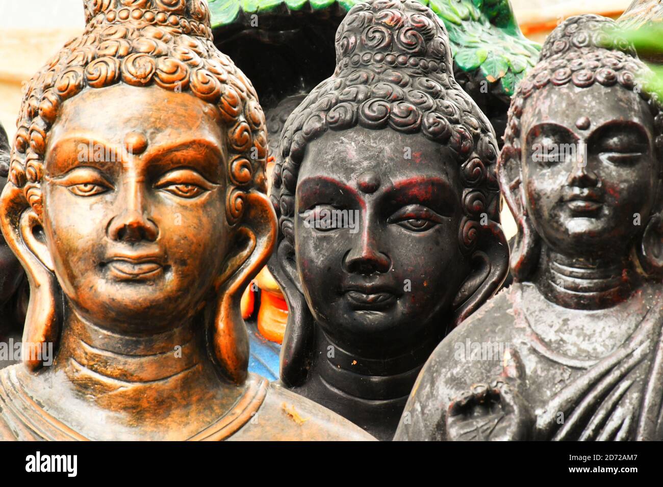 Buddha statue, Symbol of Peace Buddha, many statue of Buddha's at ...