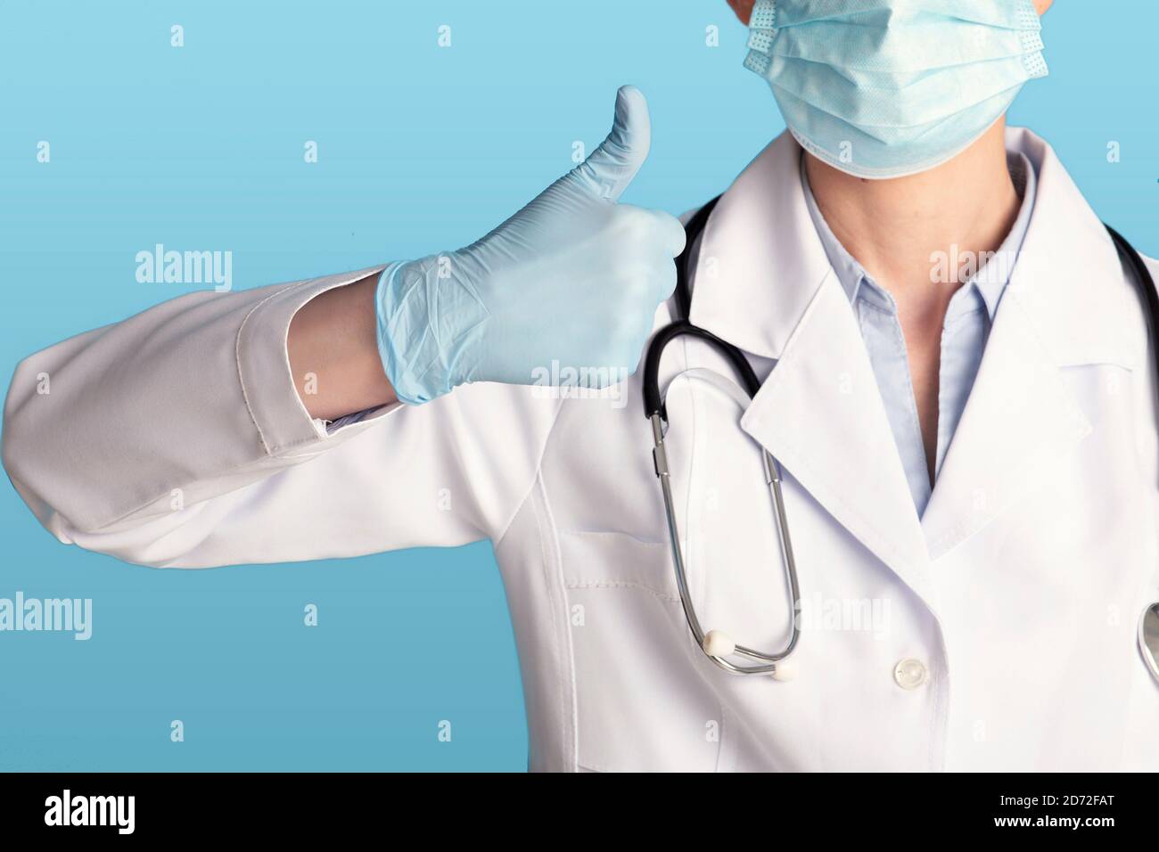Doctors Costume Adult White Coat Mask