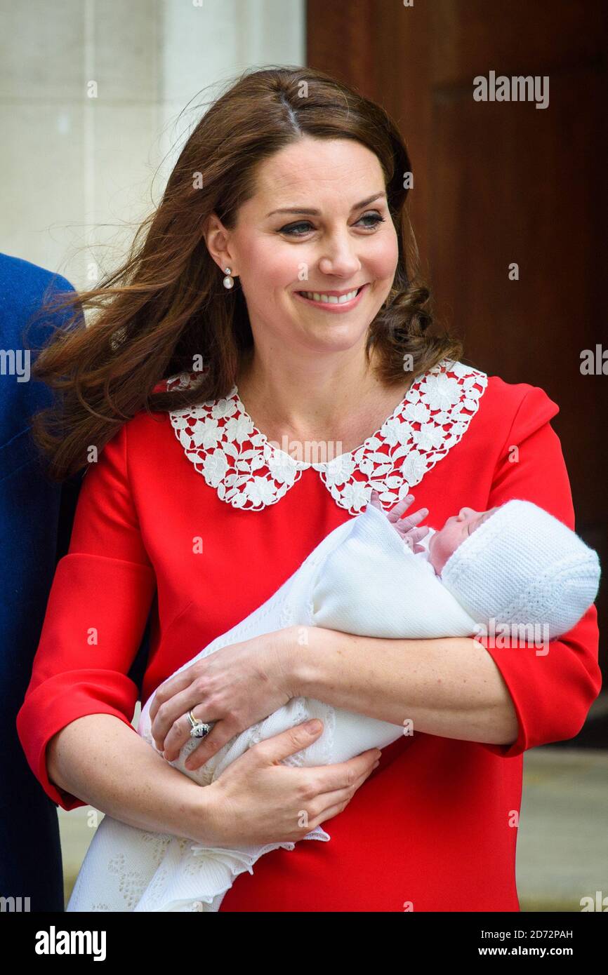 The Duchess of of Cambridge pictured outside the Lindo Wing at St Mary's Hospital in Paddington, London, after the birth of her second son. Photo credit should read: Matt Crossick/EMPICS Entertainment Stock Photo