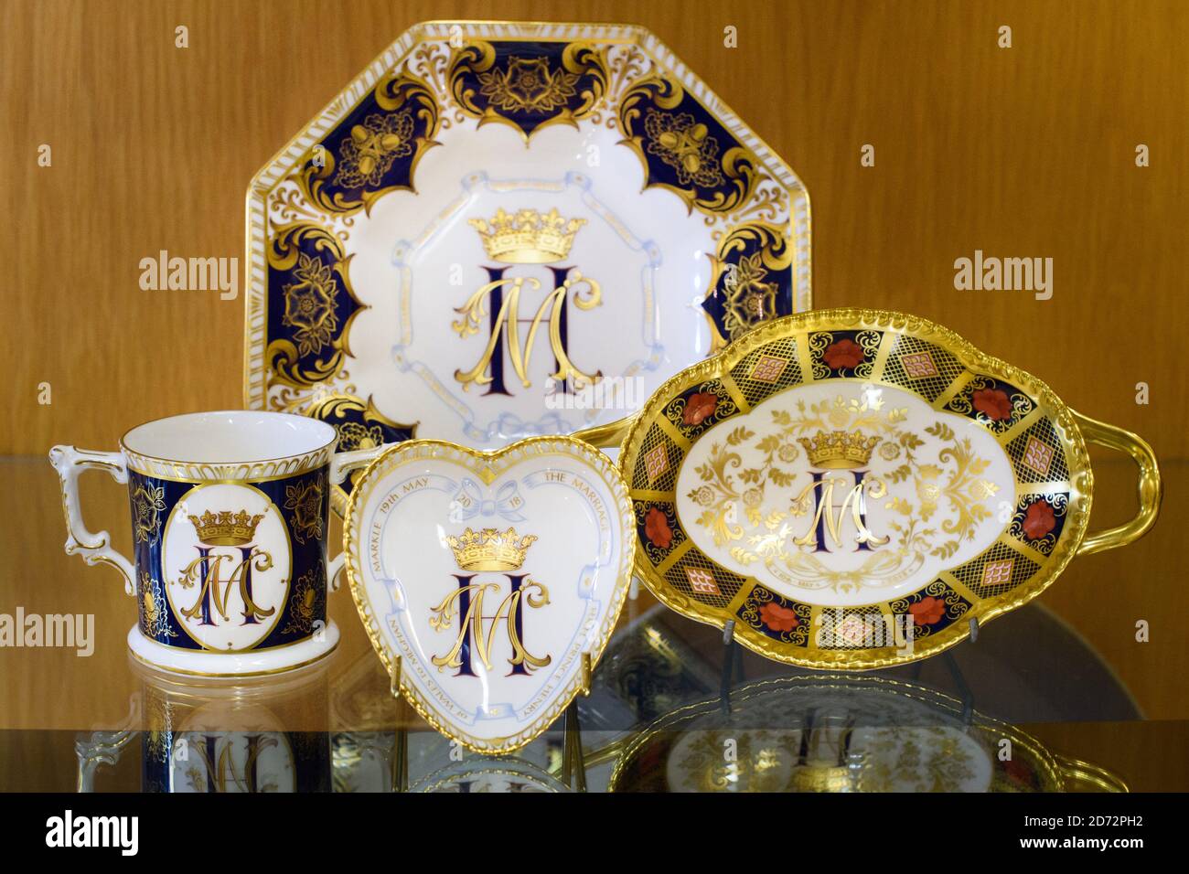 The Royal Wedding Collection, commomorating the upcoming royal wedding, pictured at Royal Crown Derby's workshop in Derby, England. The company, which dates back to 1750, has just announced its commemorative pieces in honour of the royal wedding between Prince Harry and Meghan Markle. Royal Crown Derby's bone china is still made entirely in the UK, using techniques largely unchanged since the 18th century. Picture date: Thursday April 19th, 2018. Photo credit should read: Matt Crossick/ EMPICS Entertainment. Stock Photo