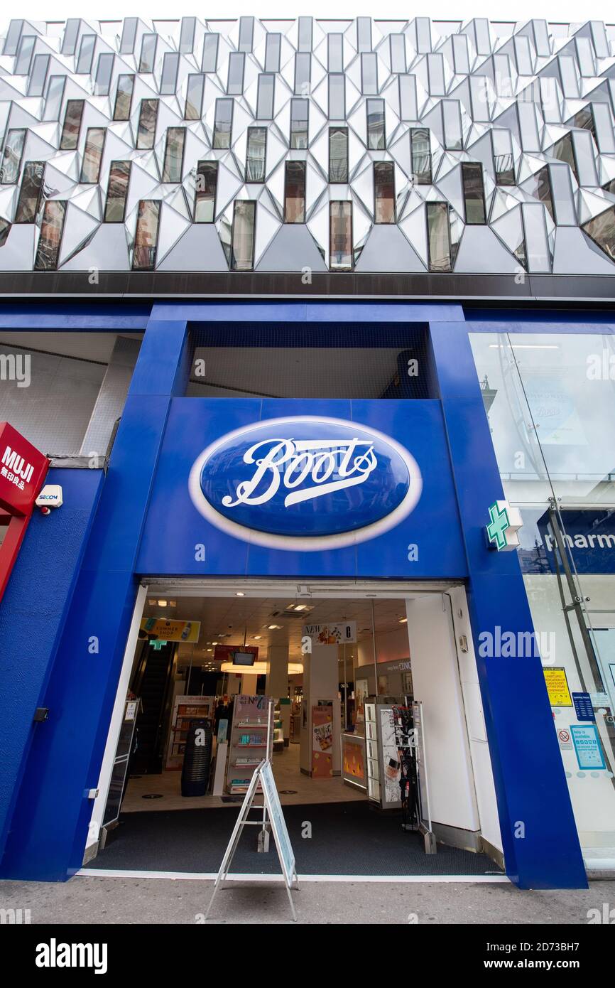 General boots hires stock photography and images Alamy