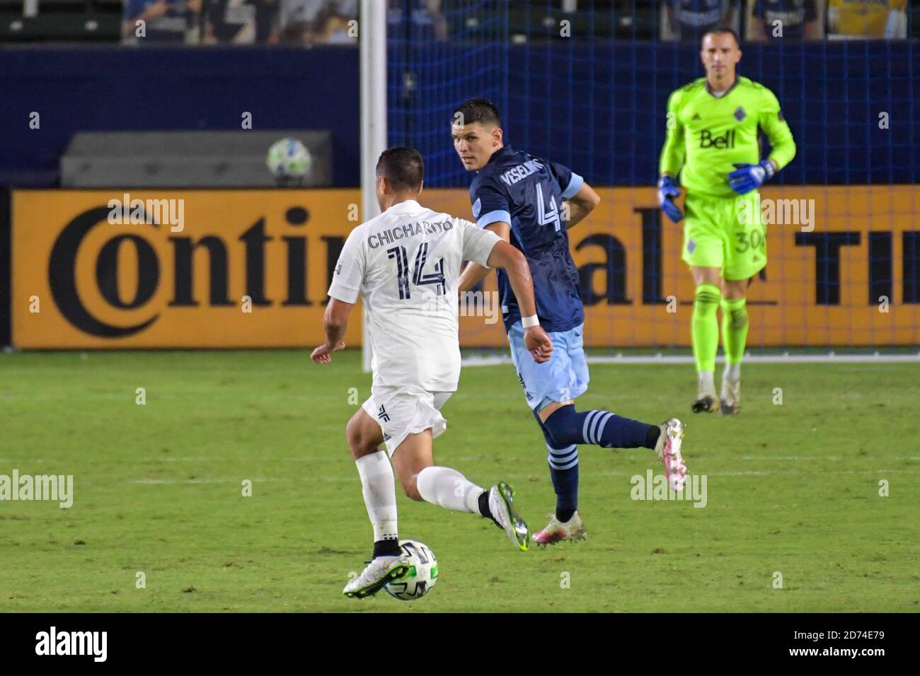 Javier hernandez la galaxy hi-res stock photography and images - Alamy