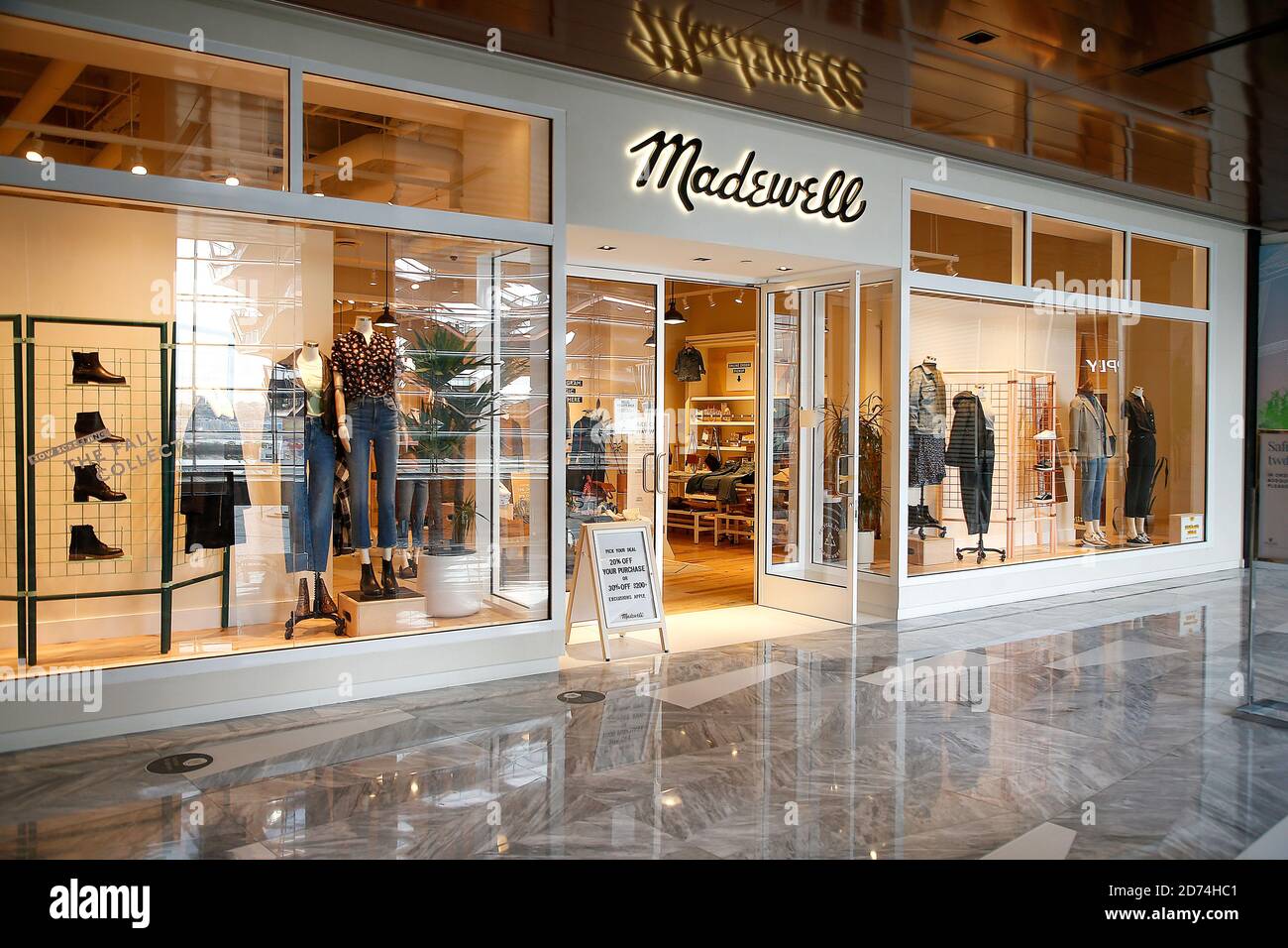 Madewell logo and store seen in Hudson Yards. Stock Photo
