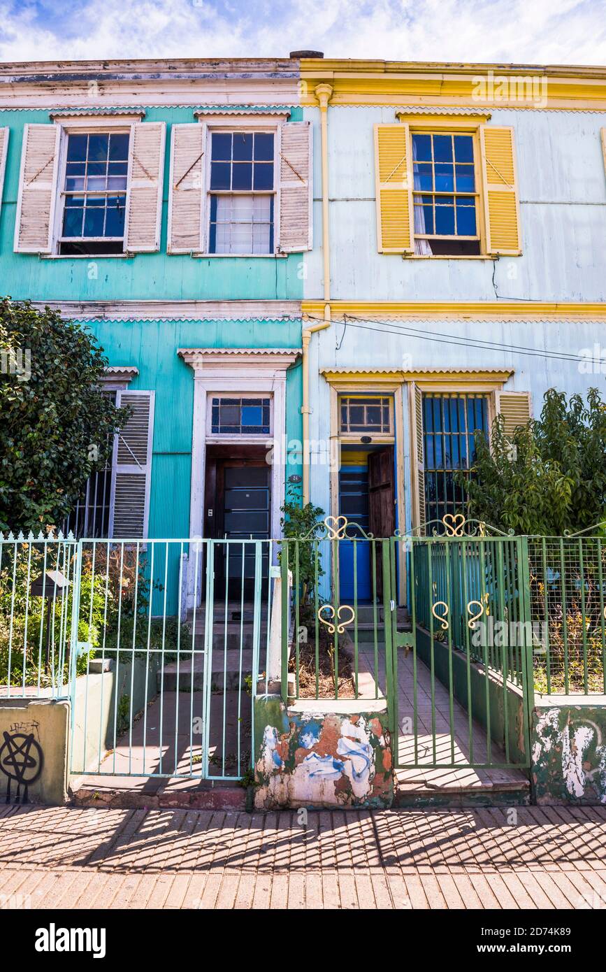 Colourful houses in Valparaiso, Valparaiso Province, Chile Stock Photo