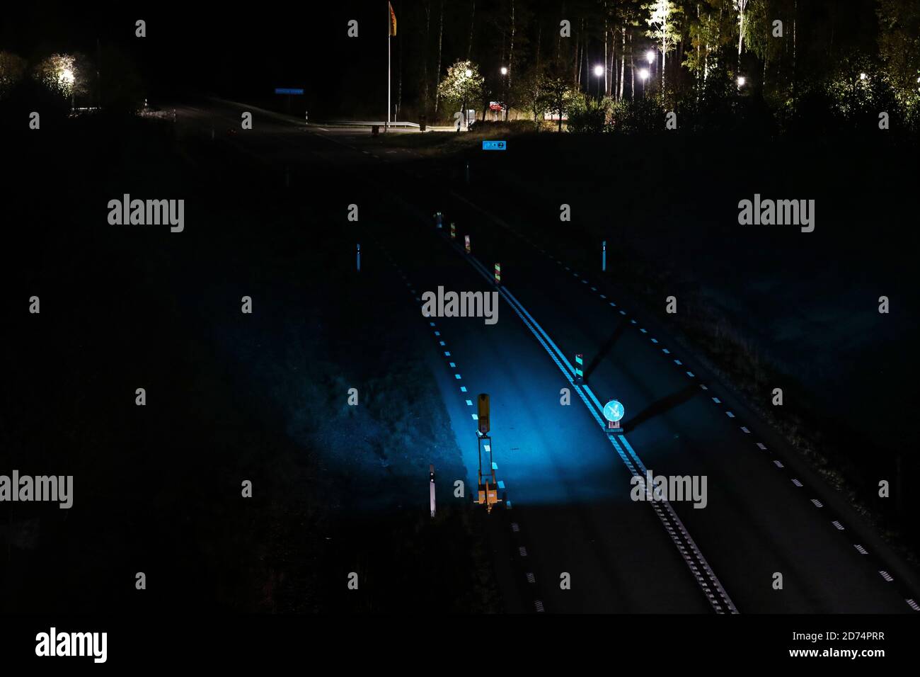 Borensberg, Sweden 20201019 Road workers who work with road work late at night. Photo Jeppe Gustafsson Stock Photo