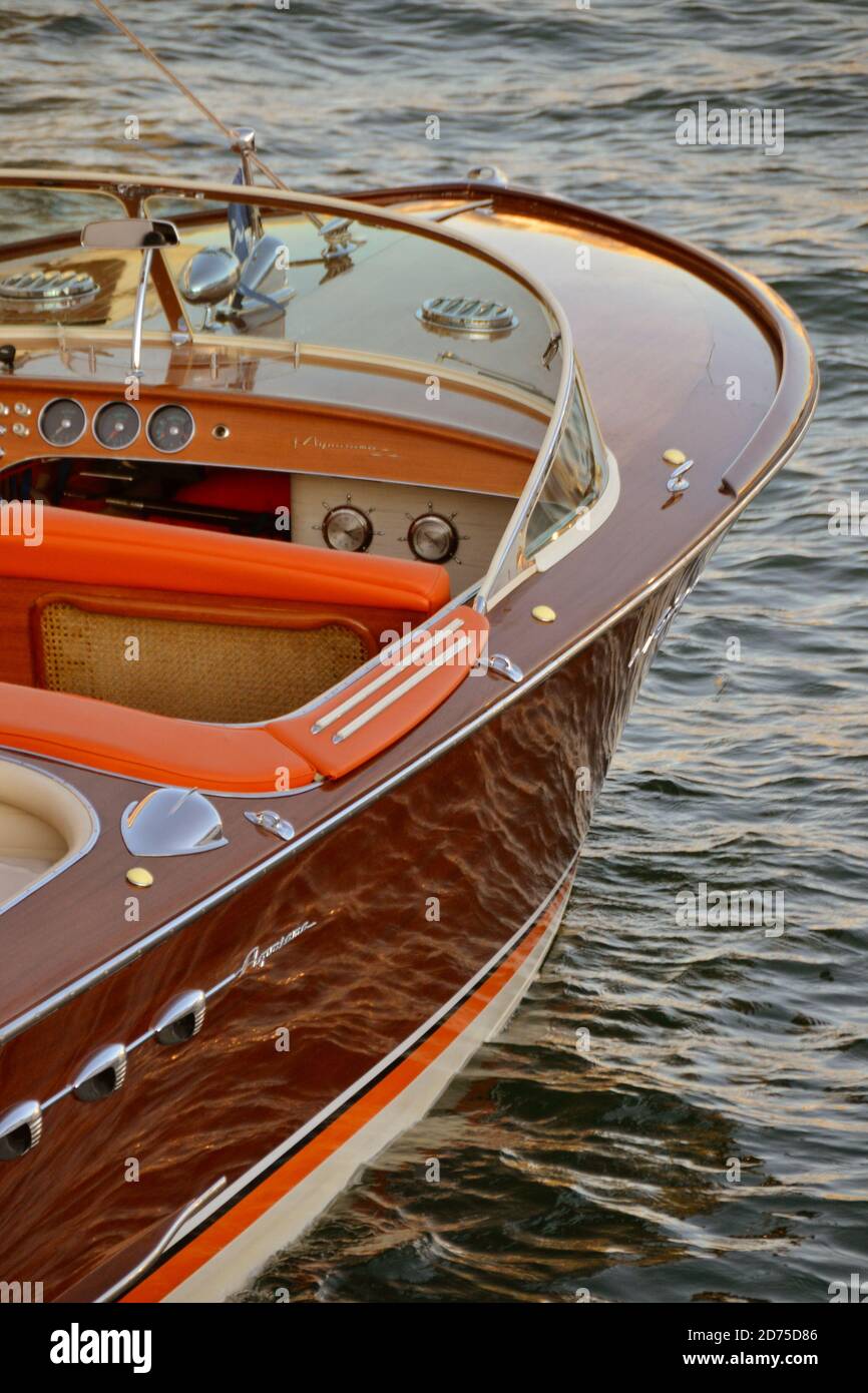 Classic wooden motor boat hi-res stock photography and images - Alamy