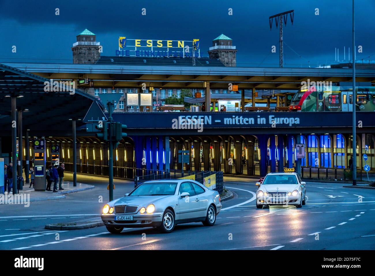 The Central Station In Essen Europaplatz An Der Freiheit Handelshof Building With Essen Logo Essen Nrw Germany Stock Photo Alamy